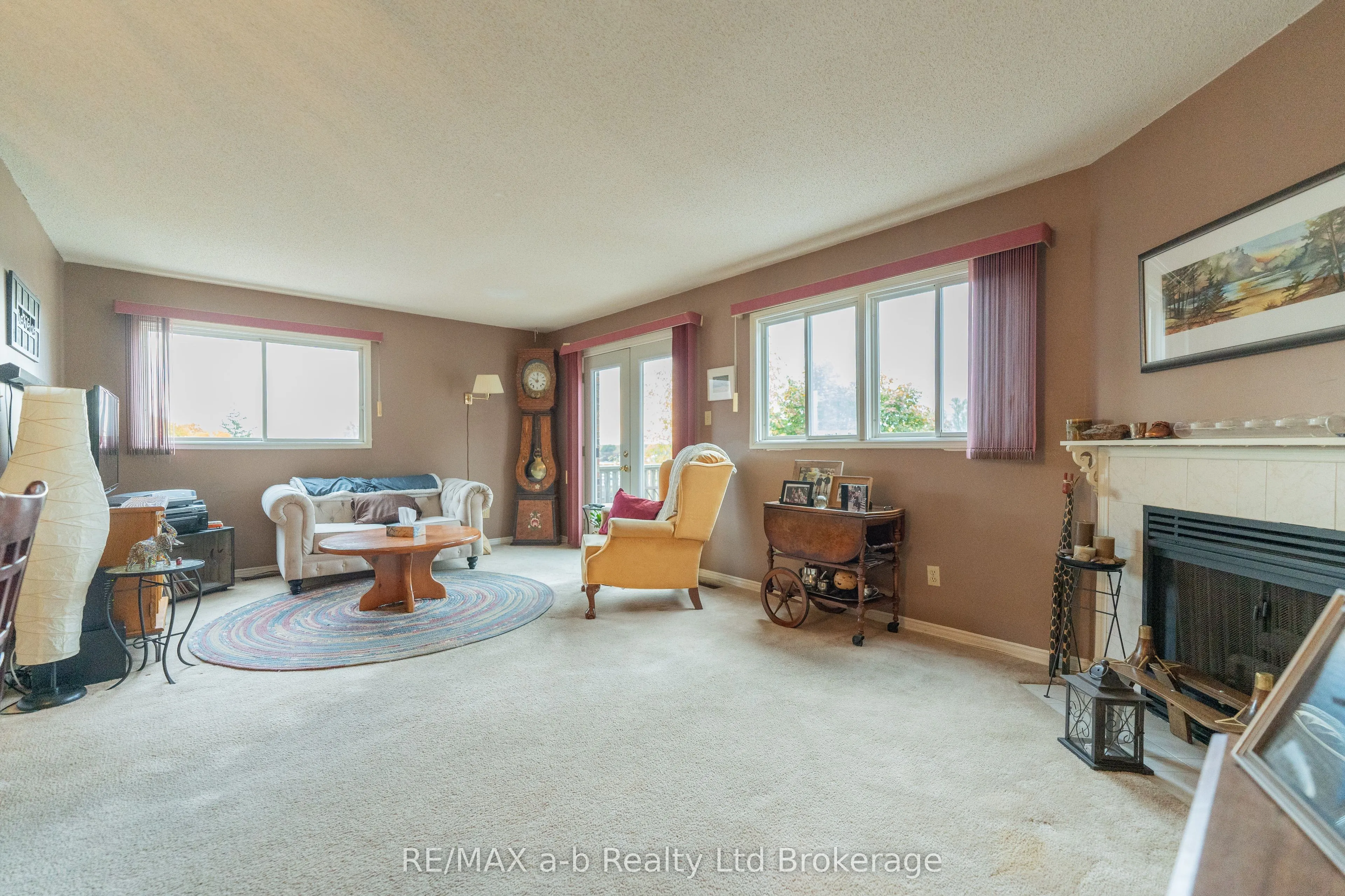 19 WREN Court, #8