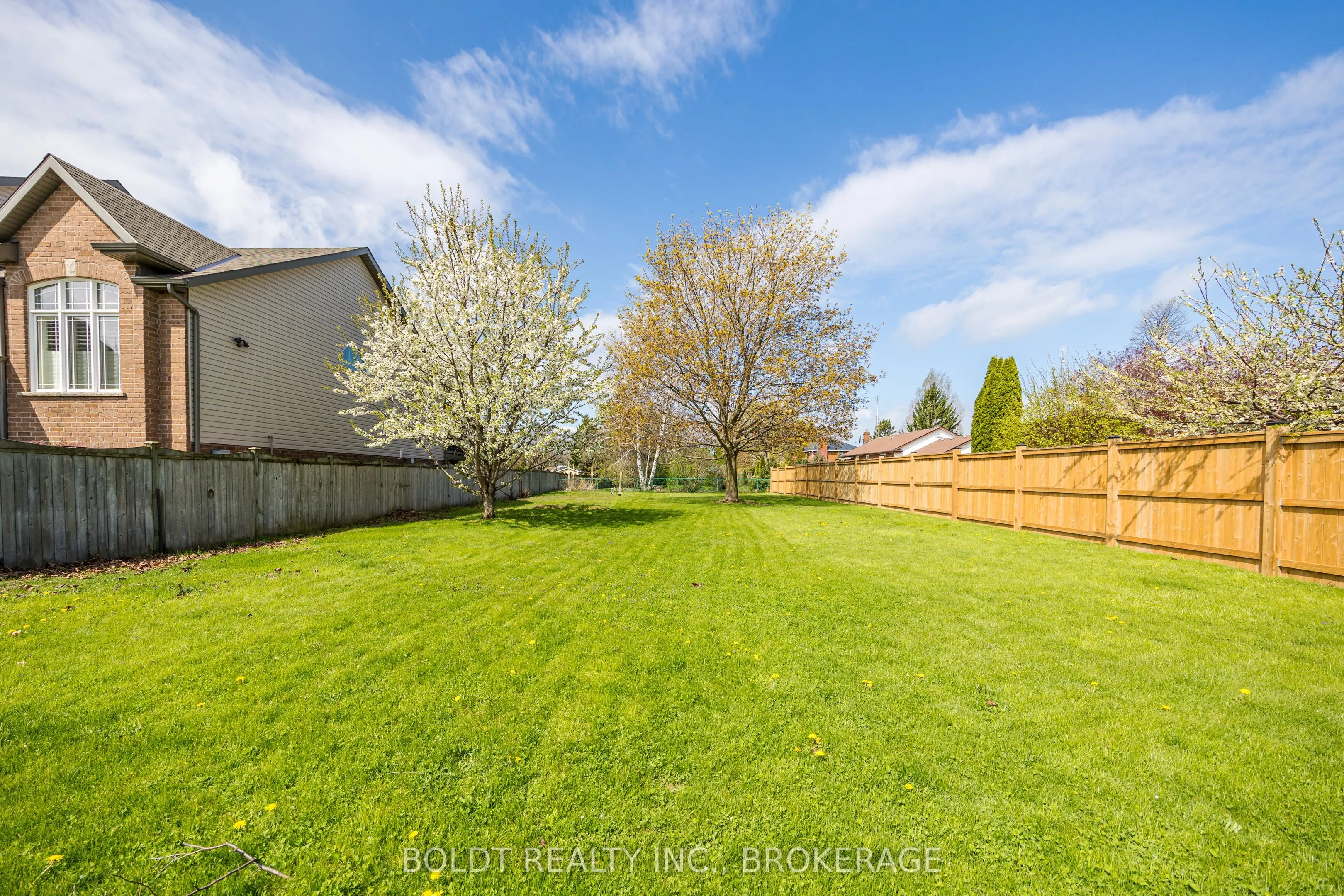 1624 Concession 4 Road