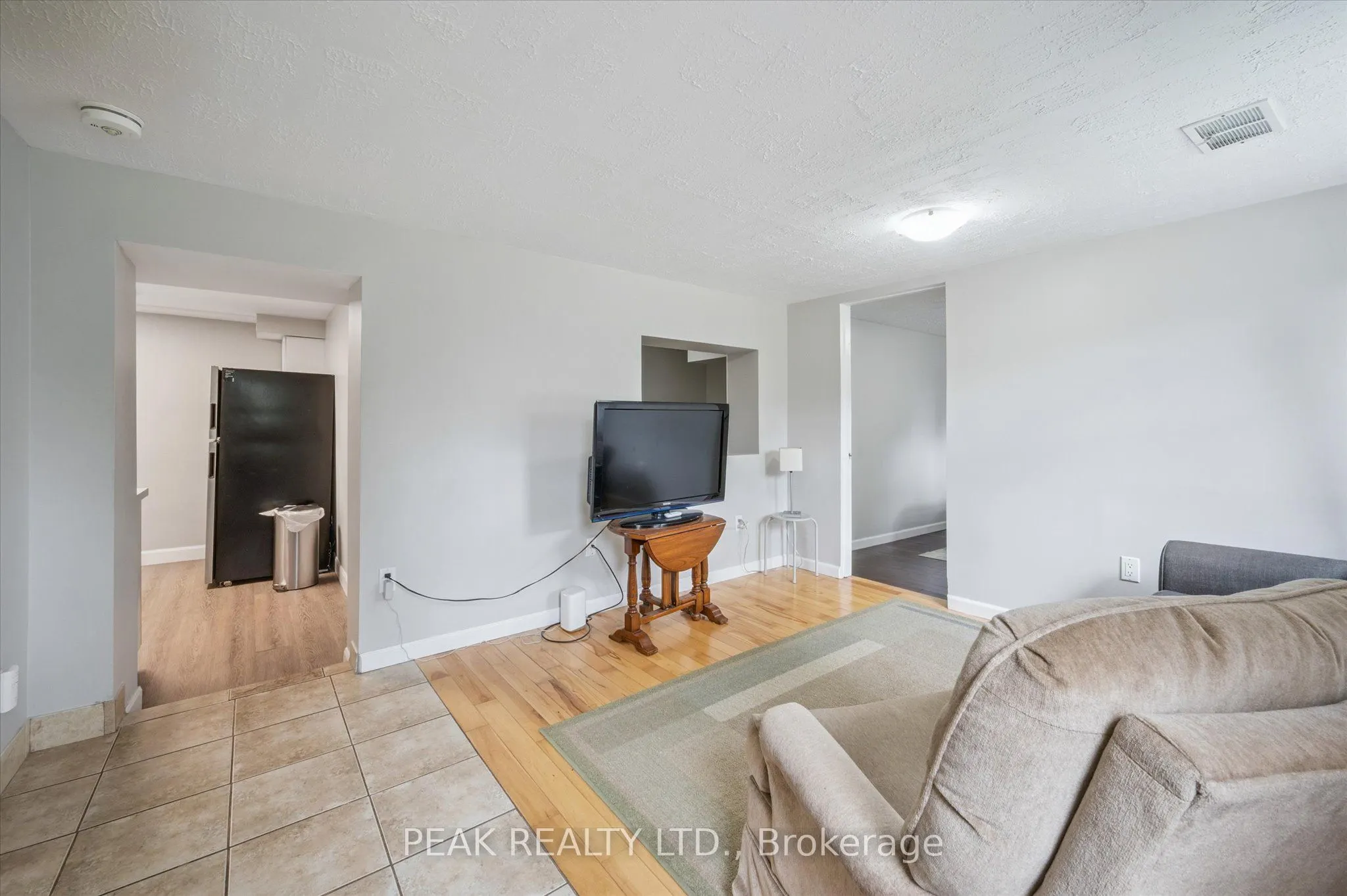 76 Third Avenue