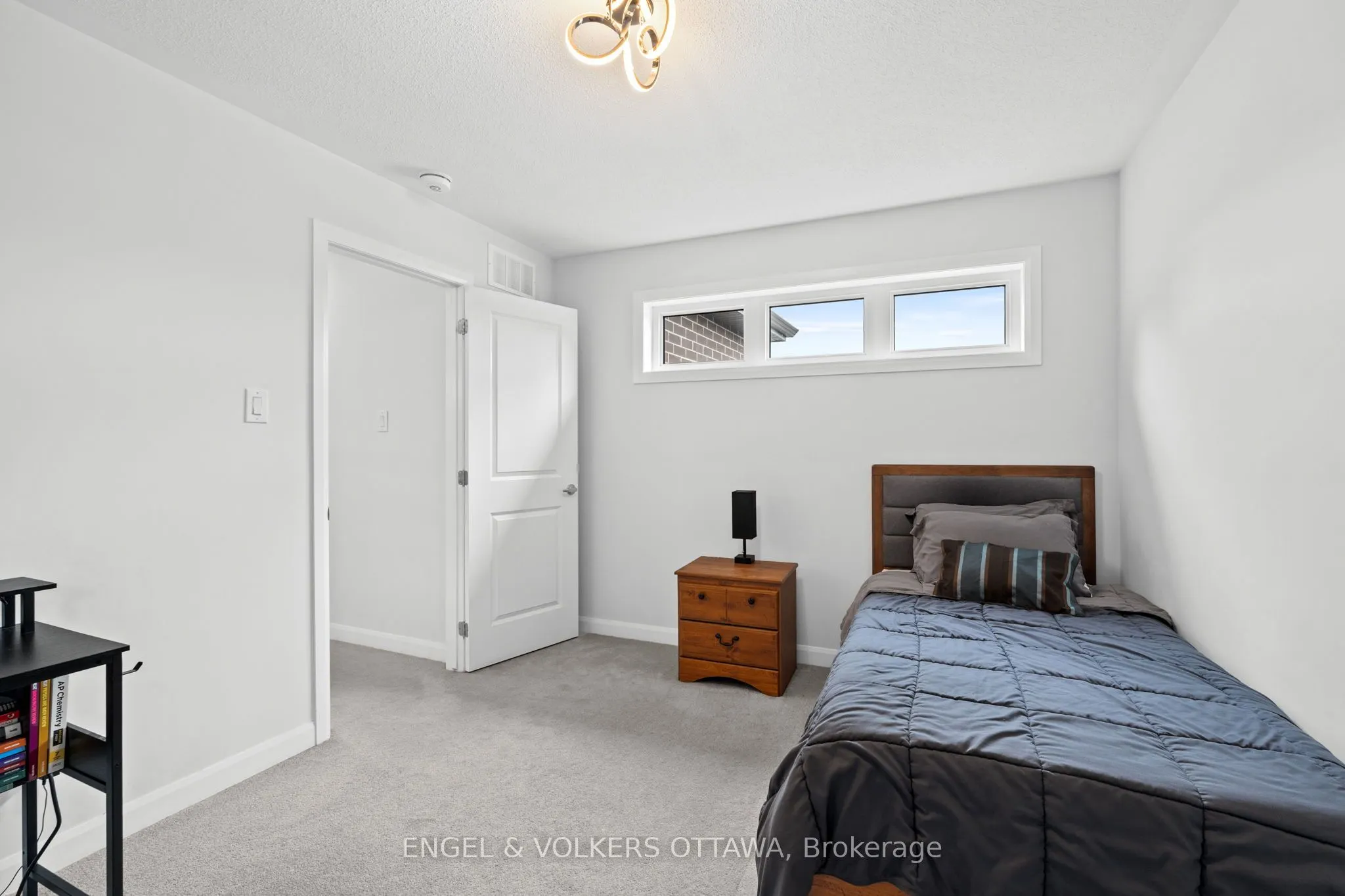 195 Alex Polowin Avenue