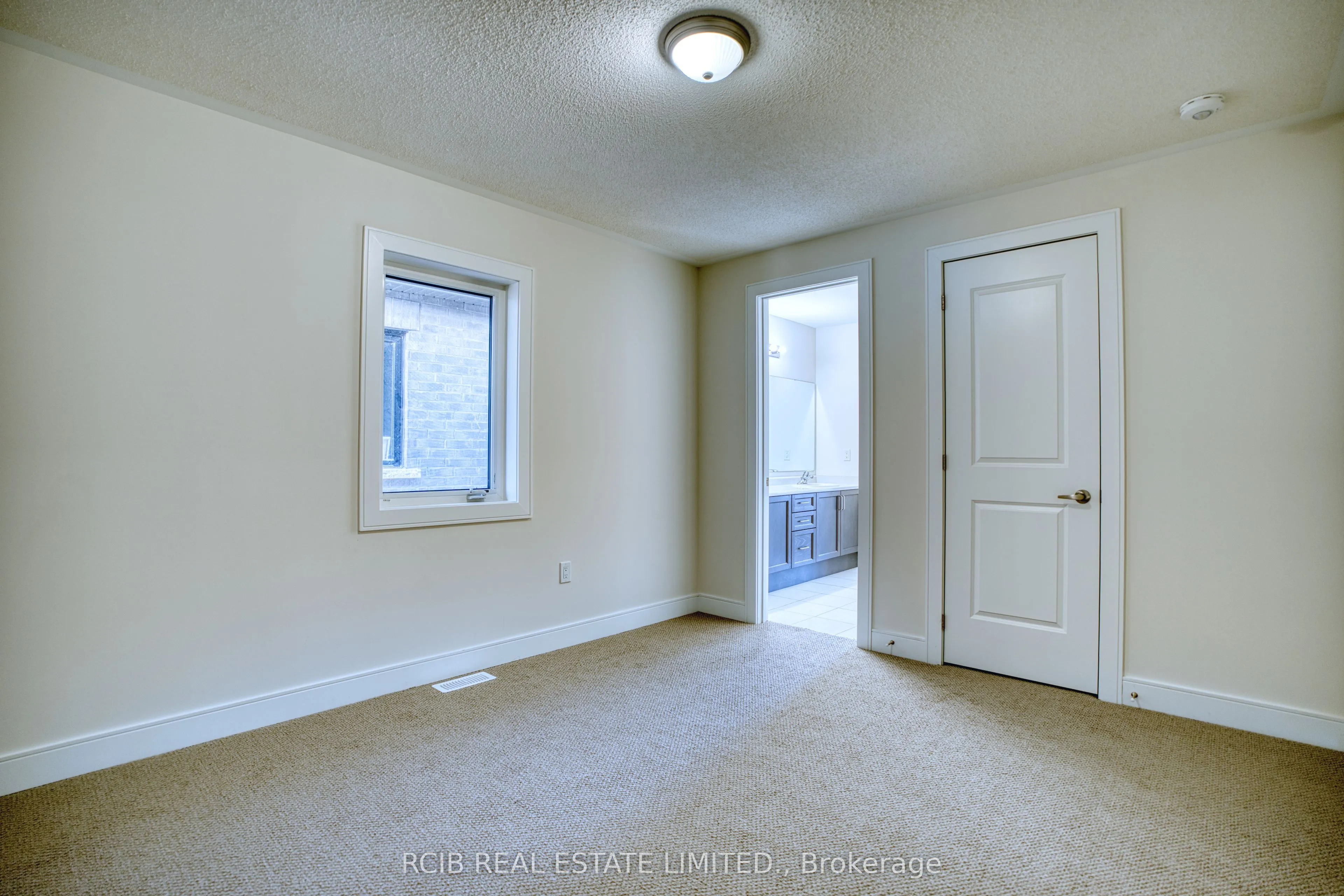 20 Stanley Leitch Drive