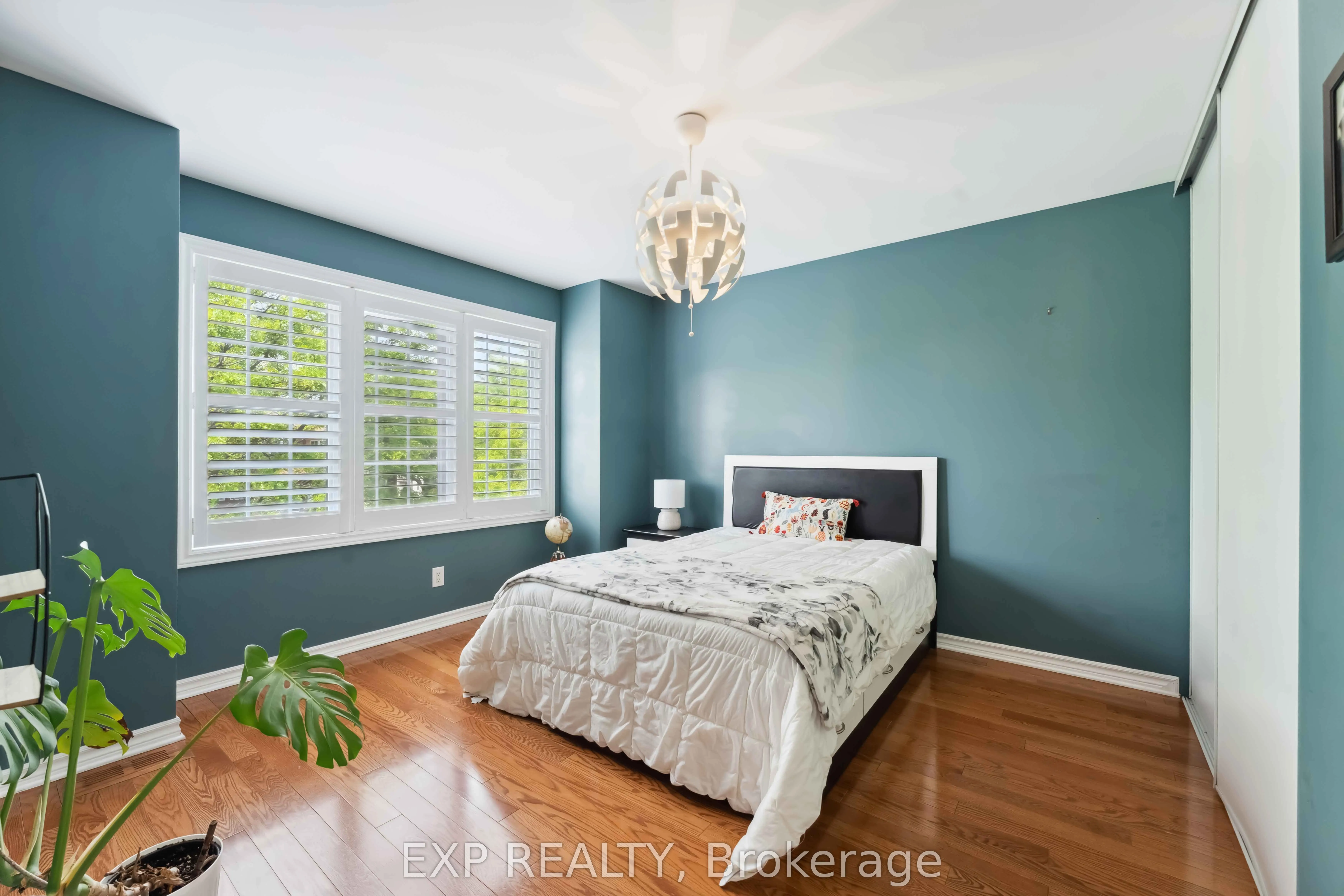 6925 Mary Anne Drive