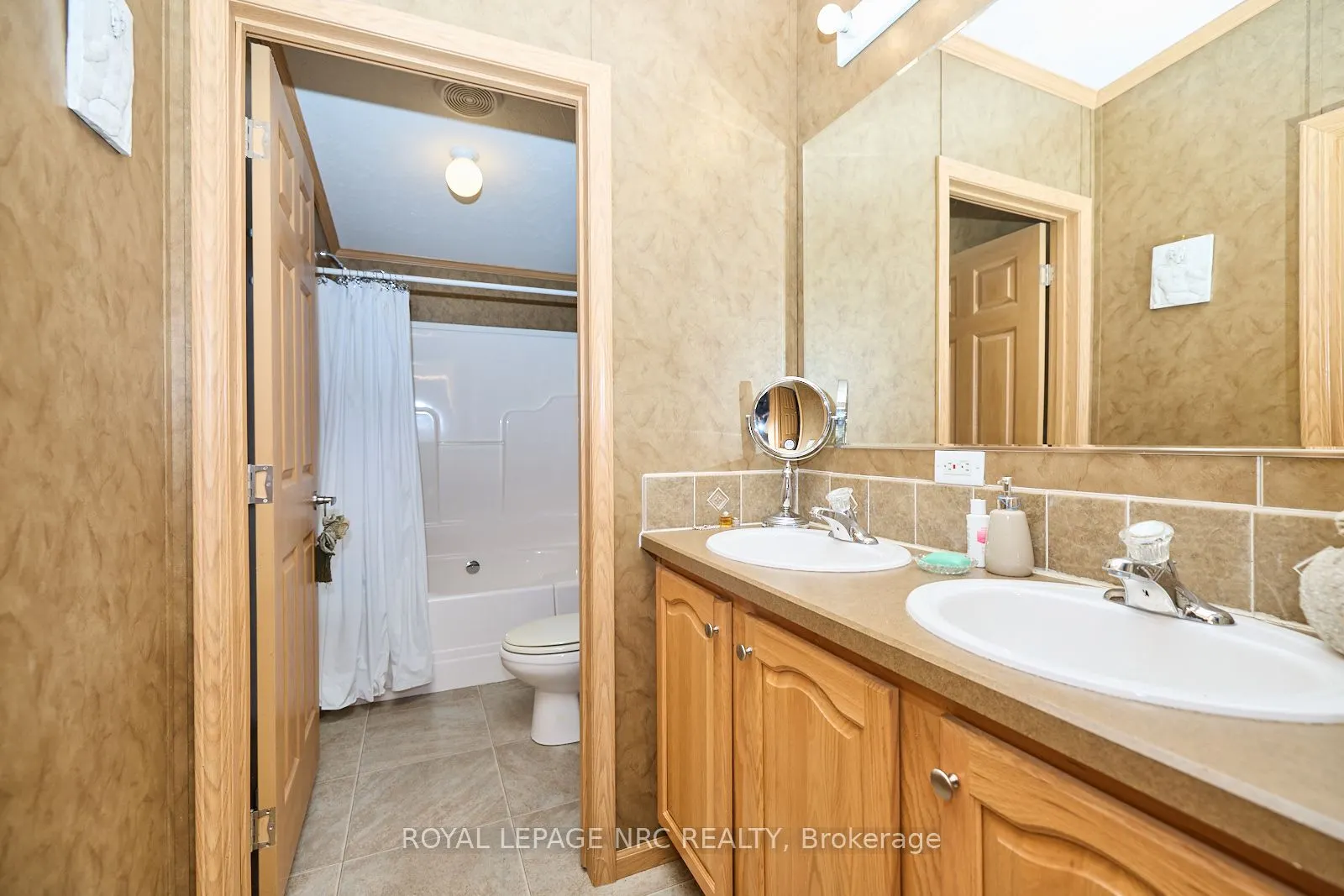 3033 TOWNLINE Road, #260