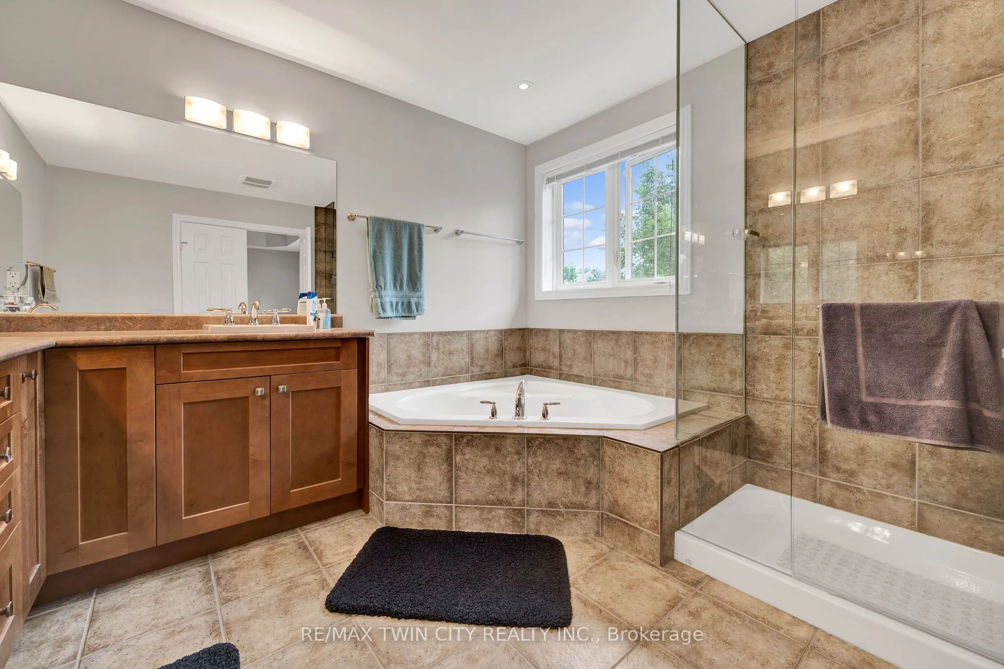 435 Winchester Drive, #22