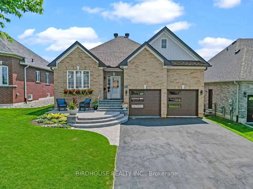 21 ELLIS Crescent