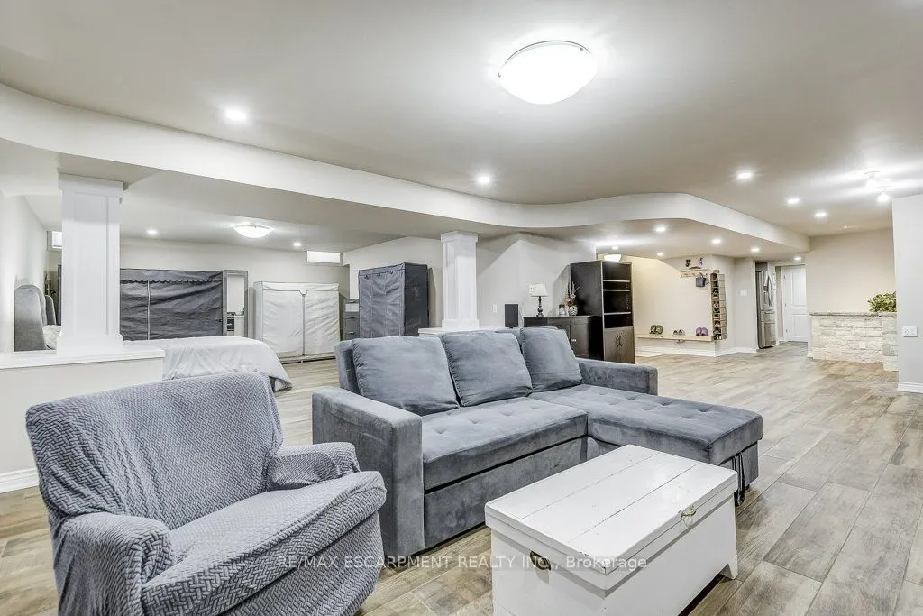 33 Lockman Drive