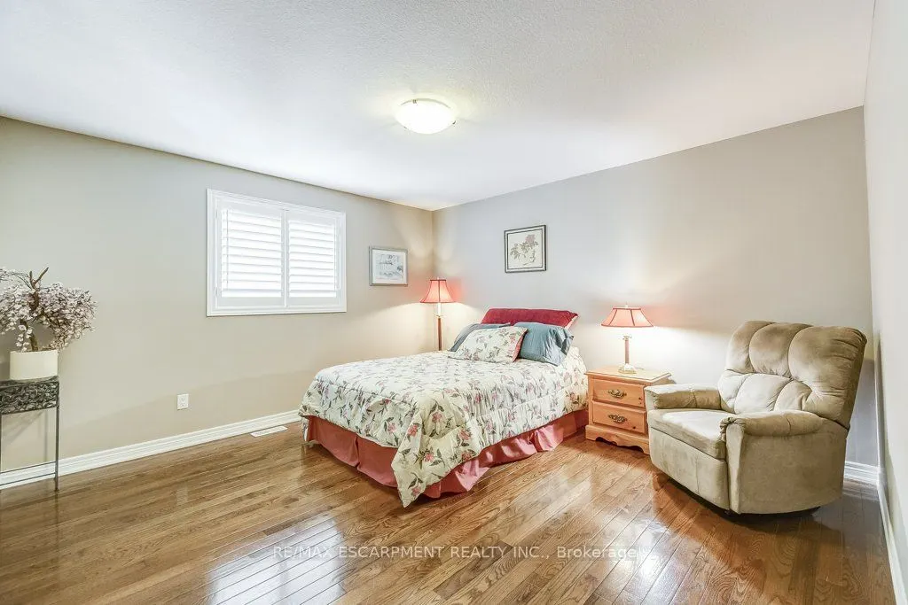 33 Lockman Drive