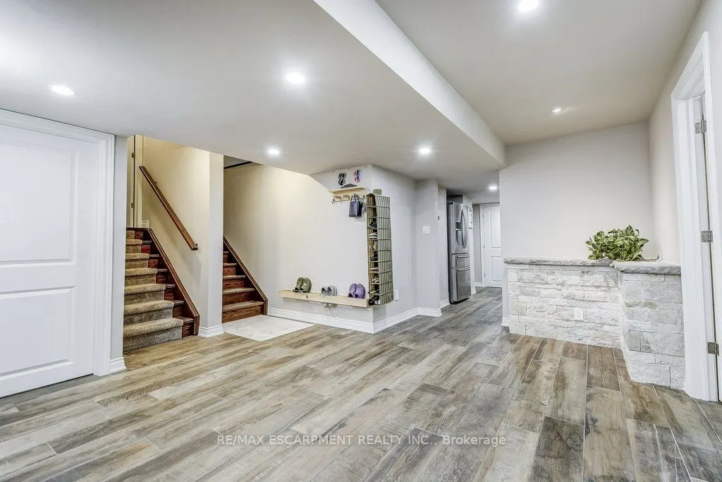 33 Lockman Drive