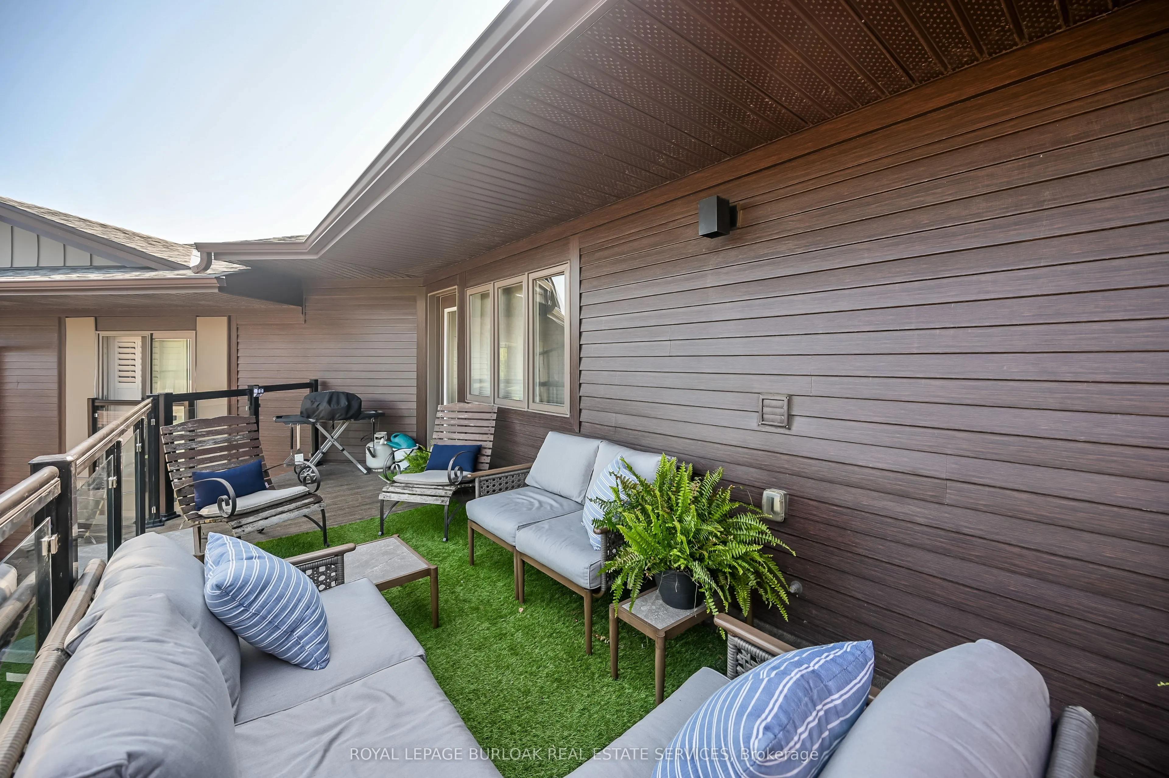 23 Echovalley Drive, #12