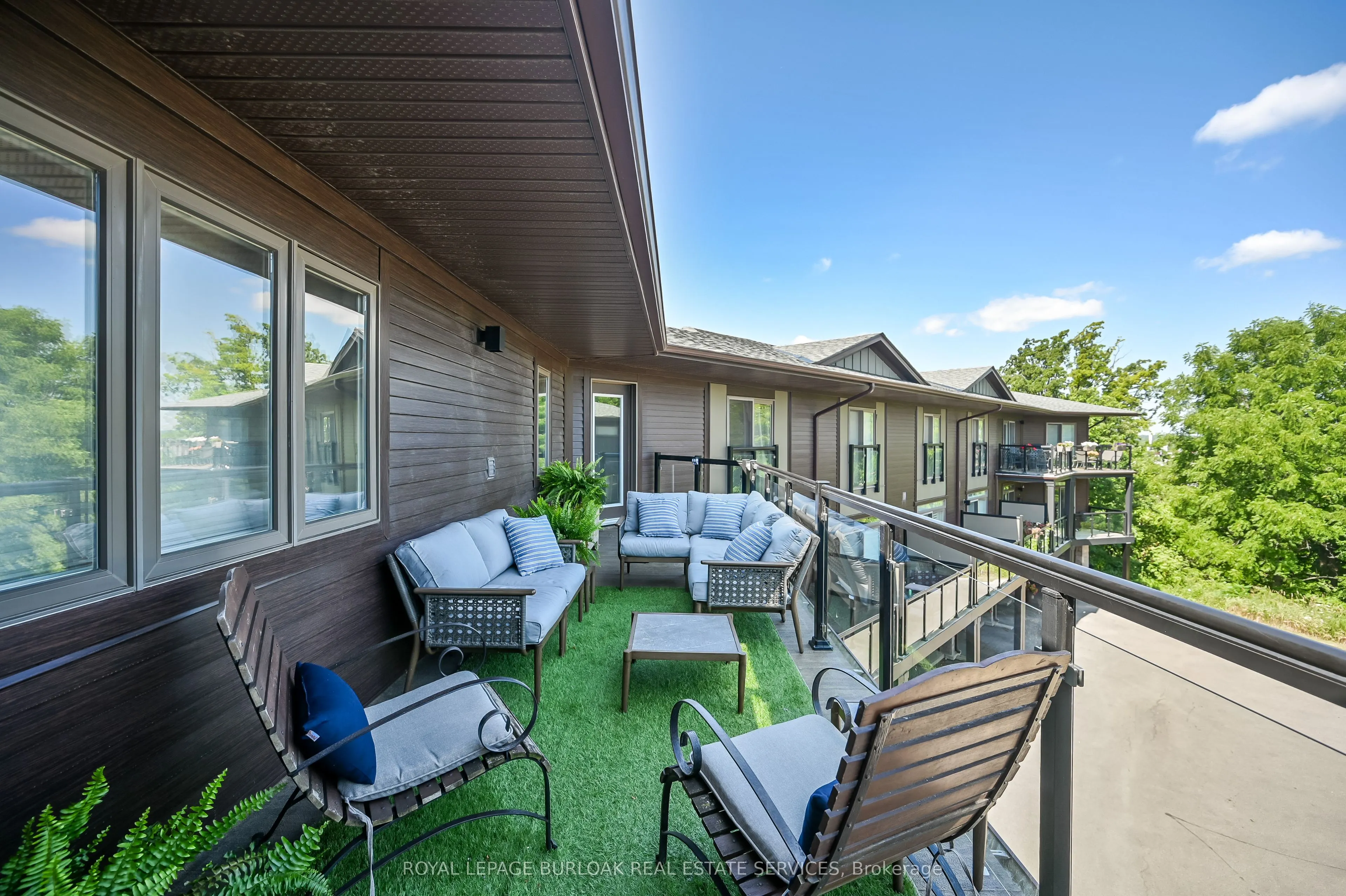 23 Echovalley Drive, #12