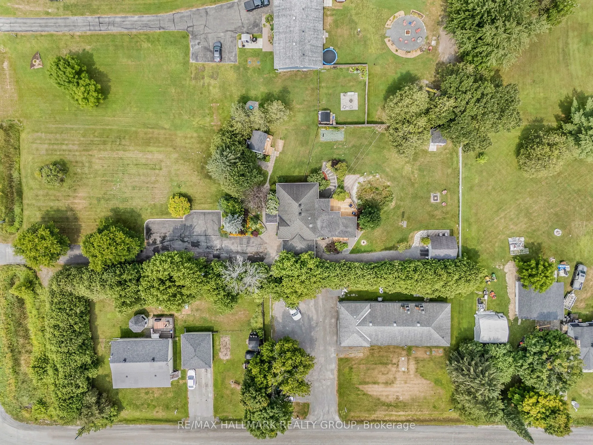 565 Landry Street