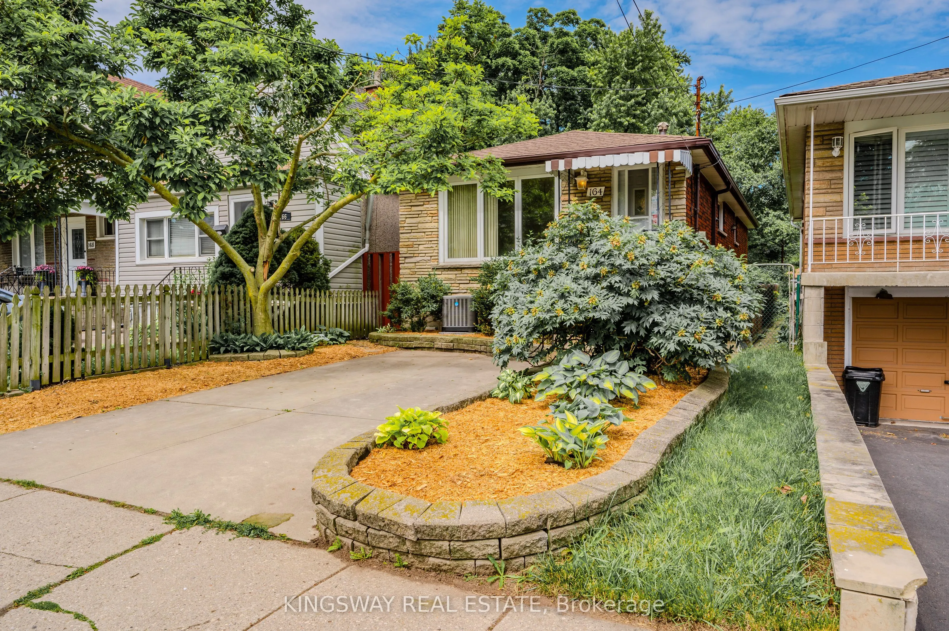 164 East 23rd Street