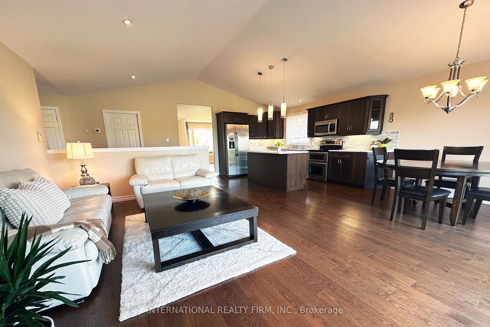 1453 Ireland Drive