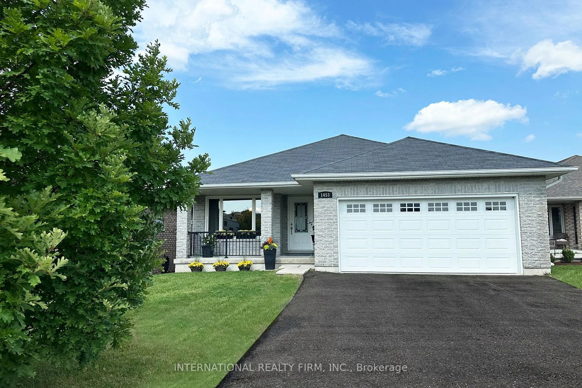 1453 Ireland Drive