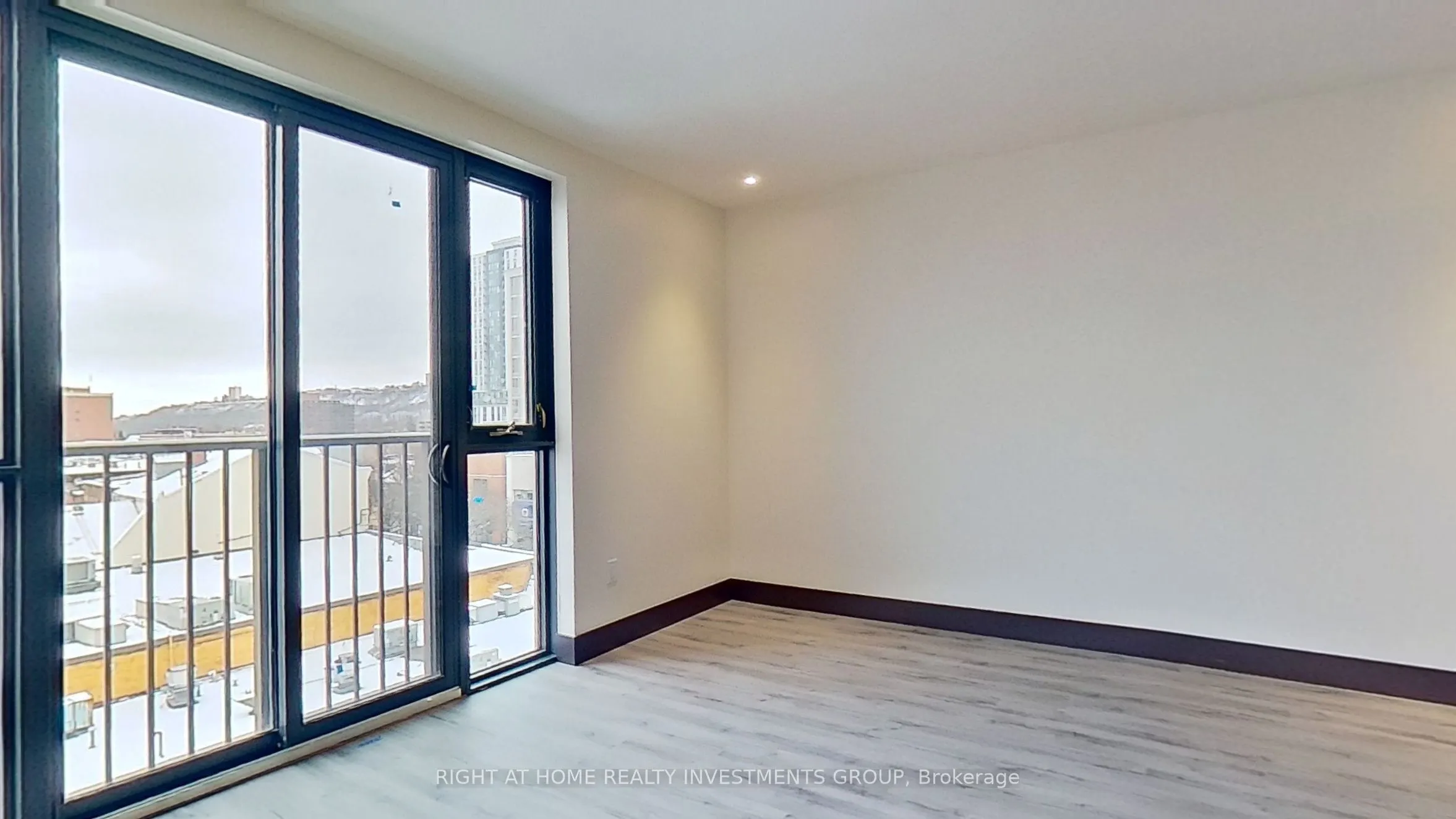 121 King Street E, #506