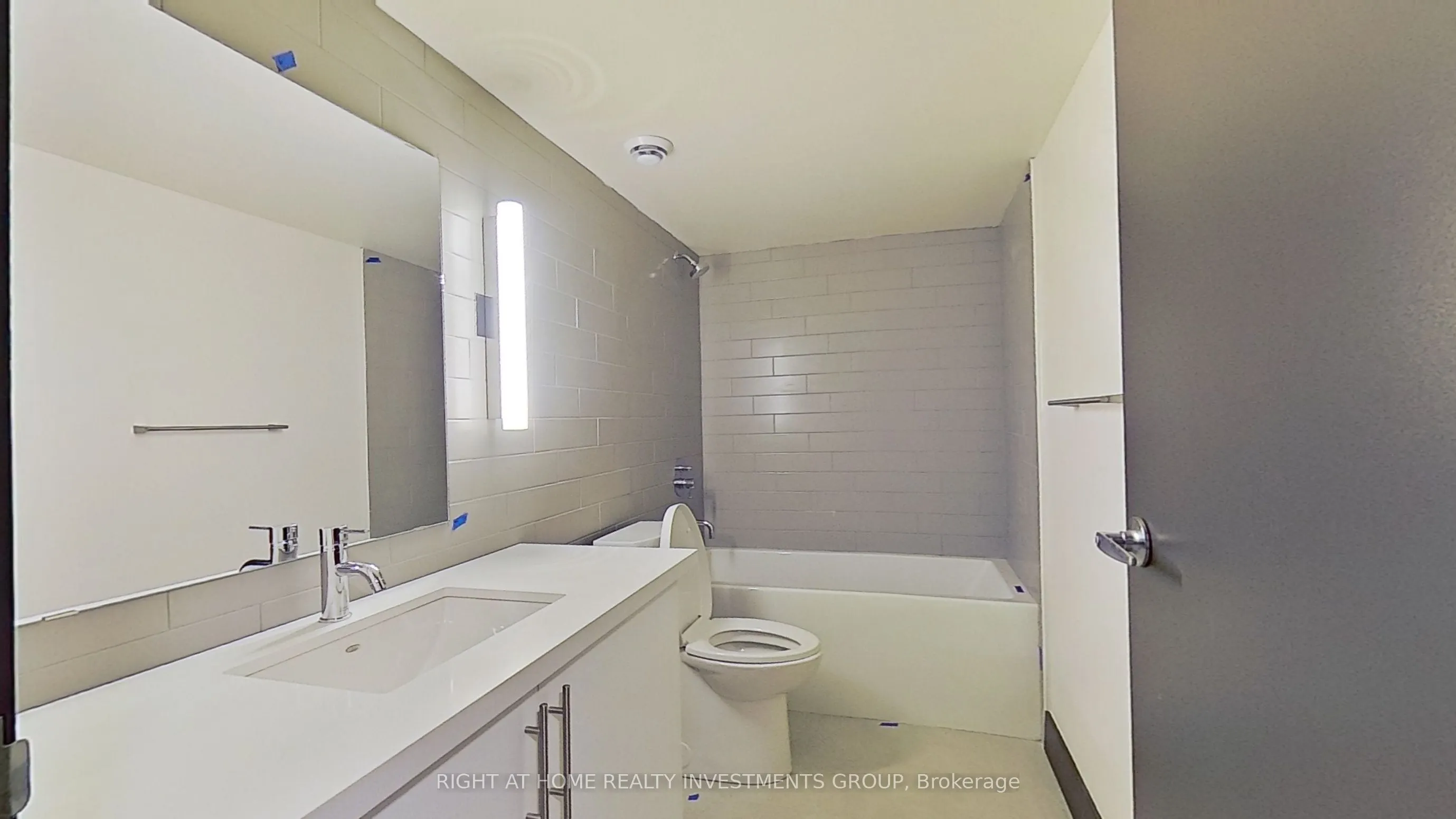 121 King Street E, #506