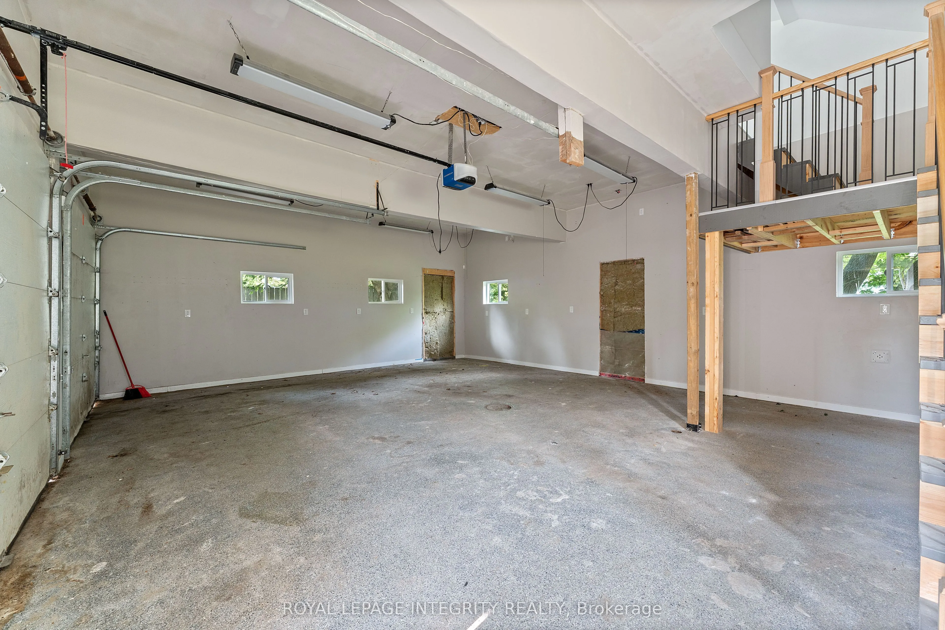 3823 Drouin Road