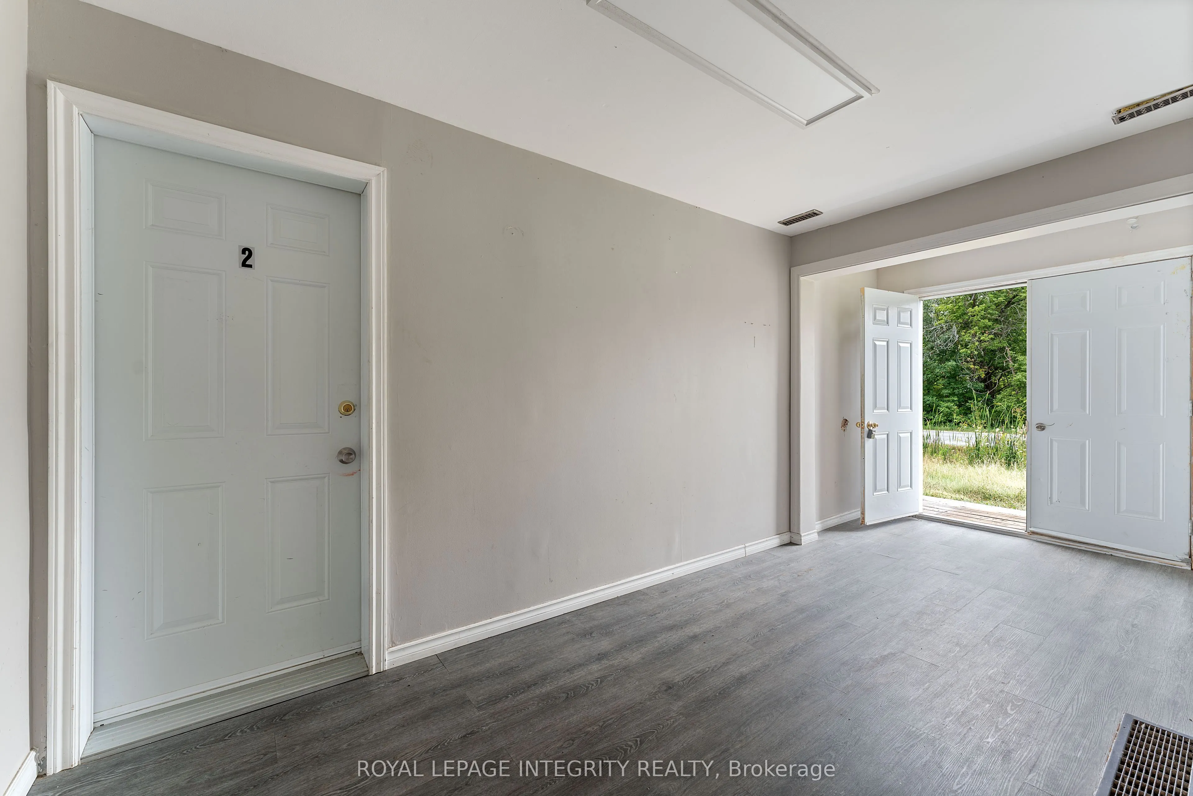 3823 Drouin Road