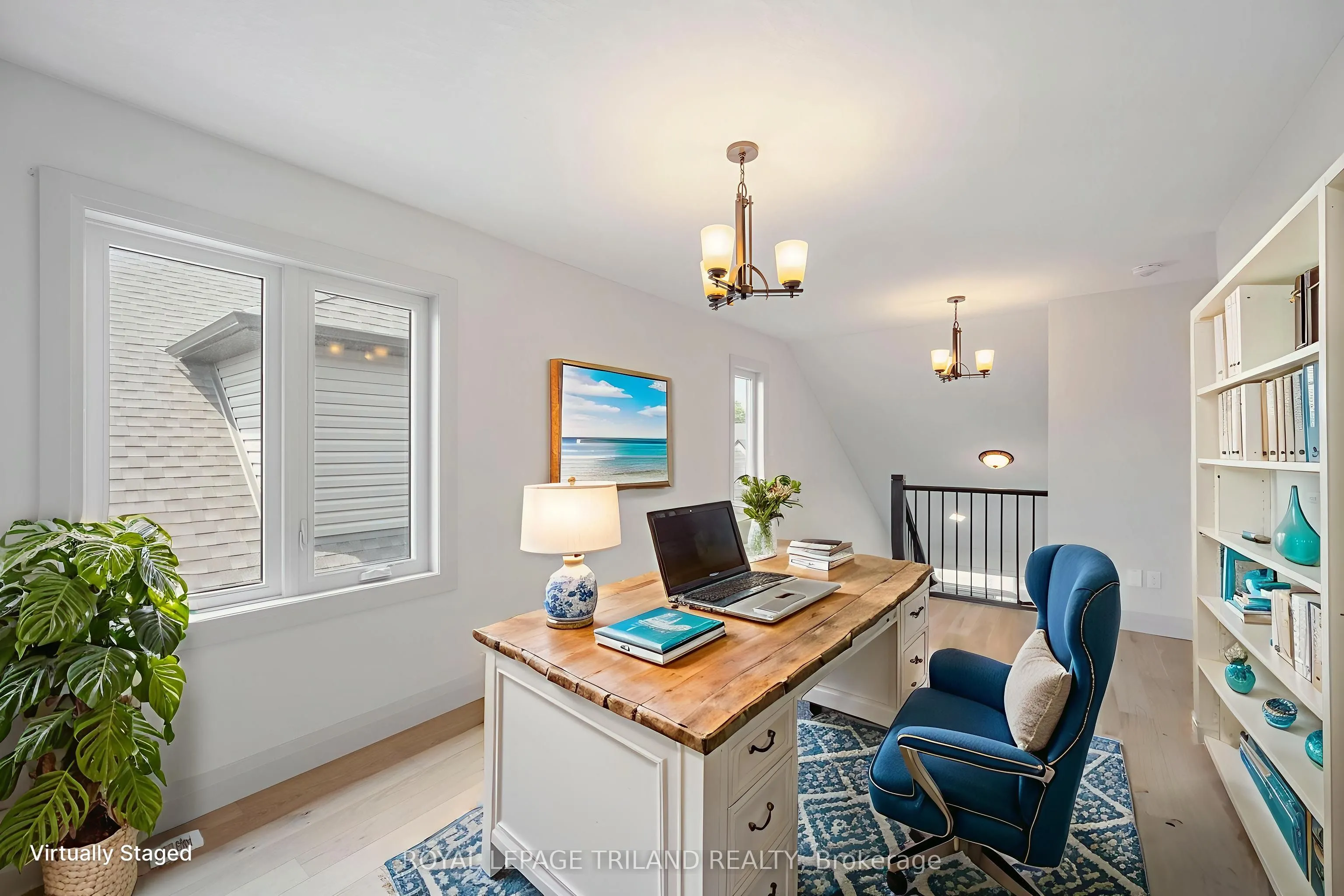 54 Compass Trail W