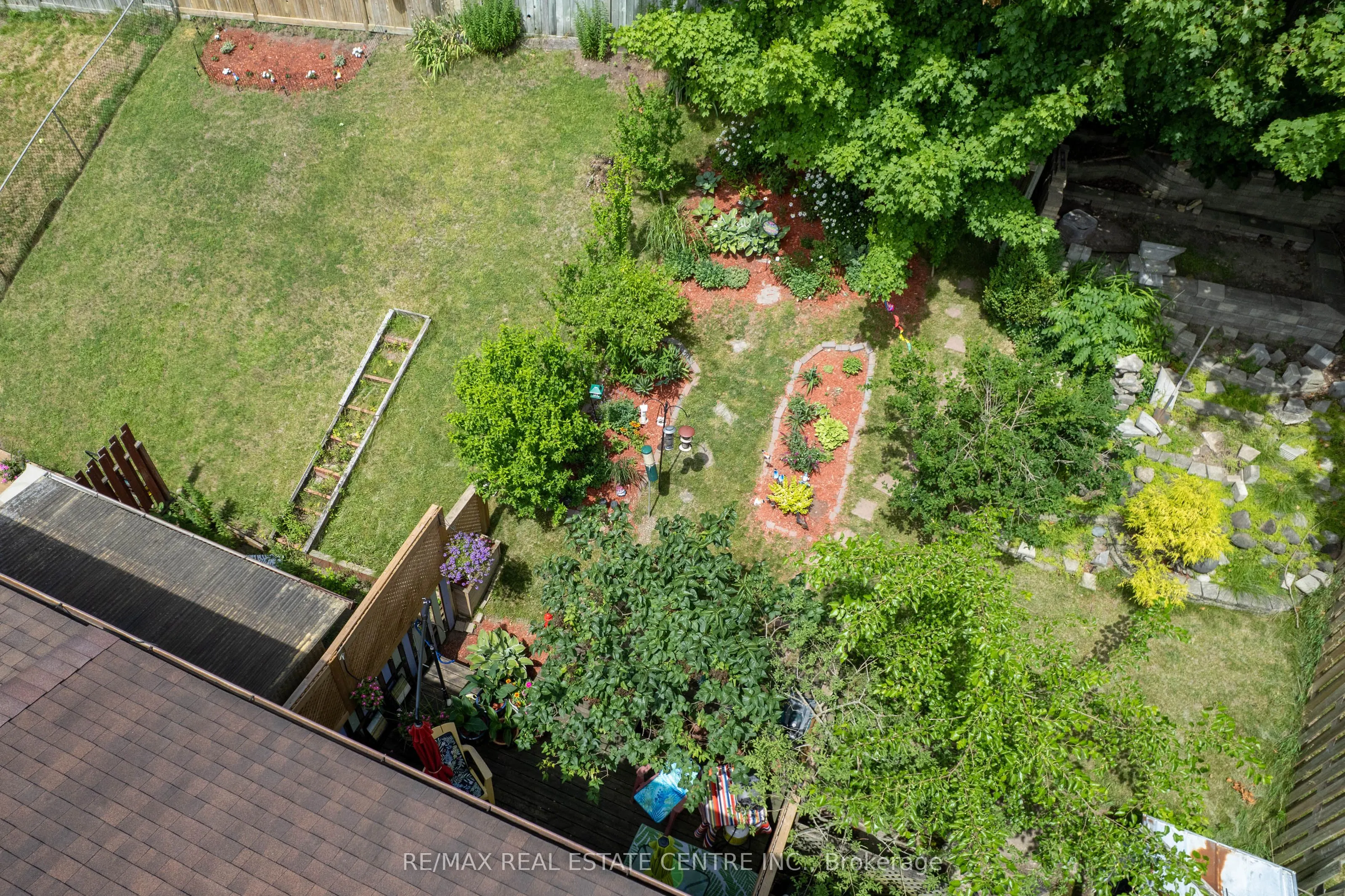 26 Marlboro Court