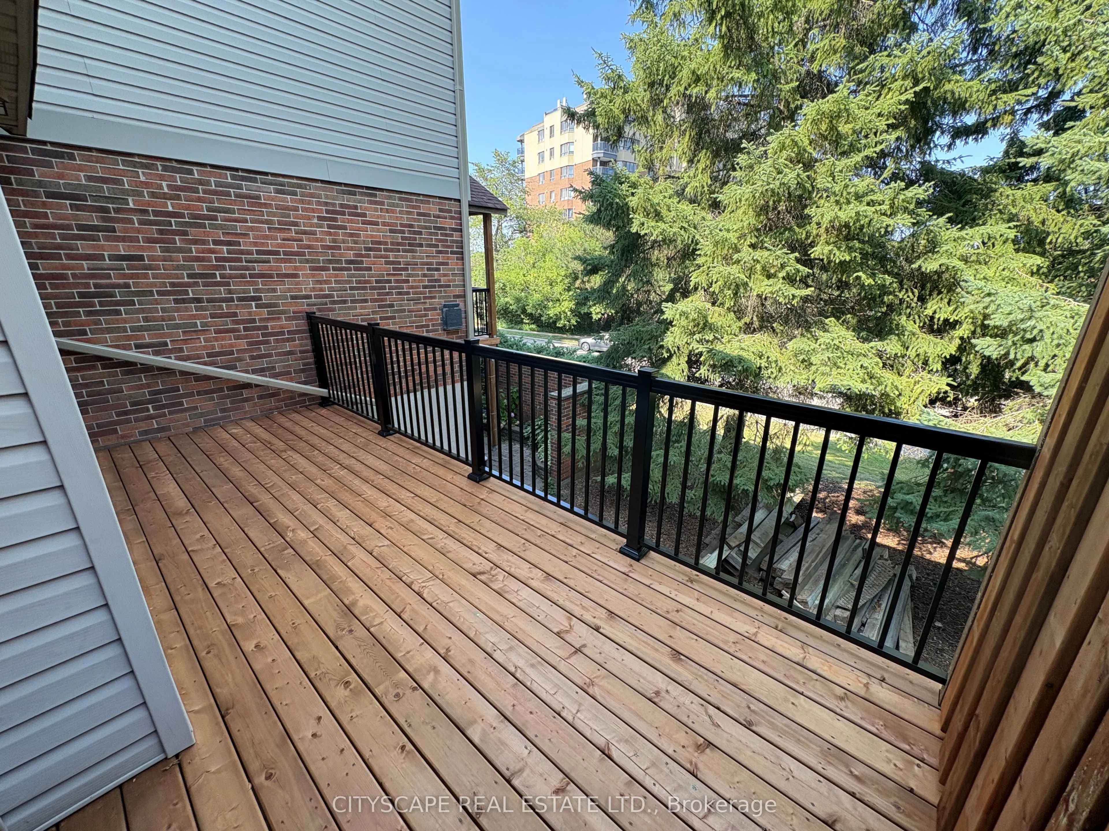 250 Keats Way, #17
