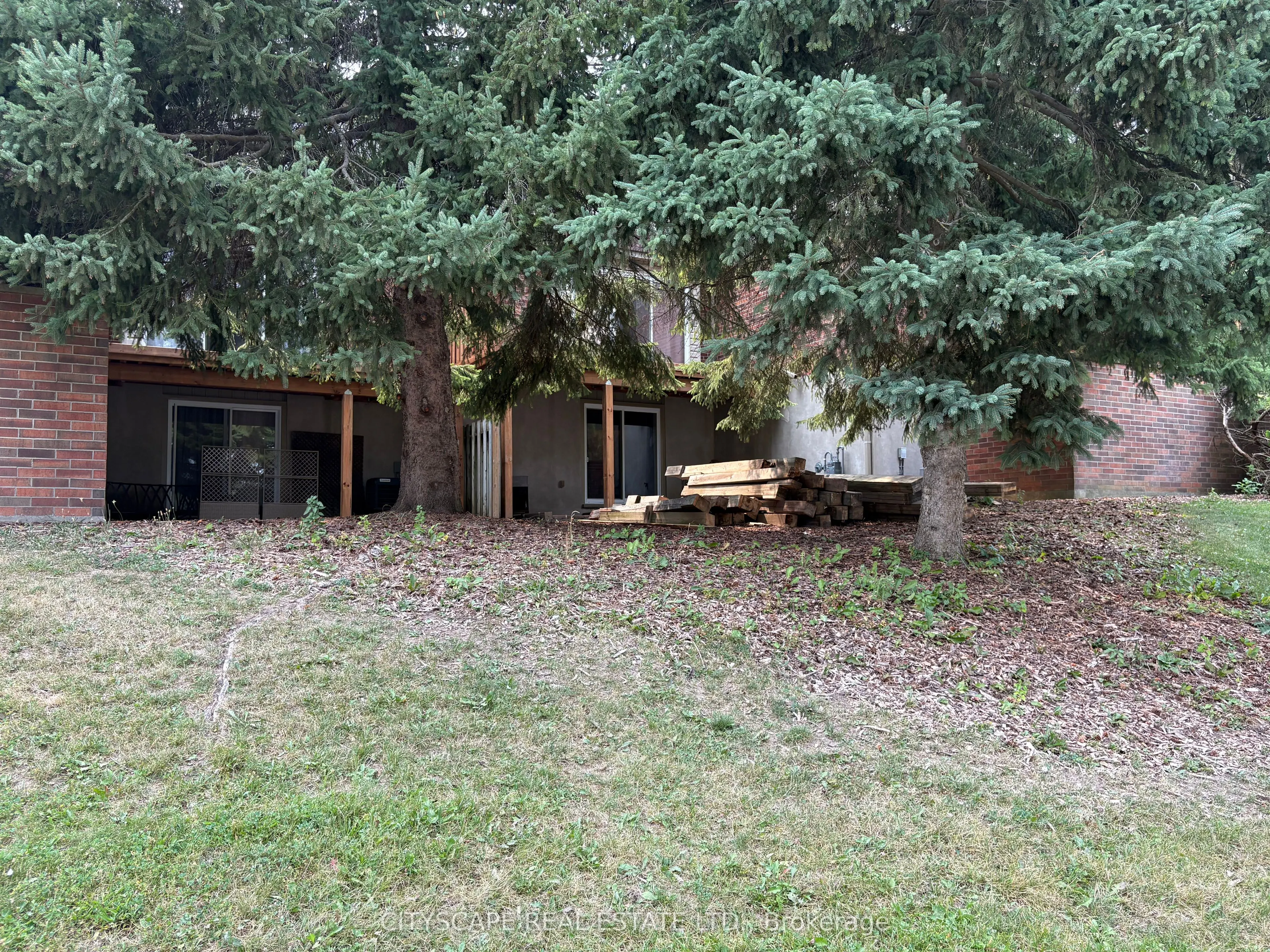 250 Keats Way, #17