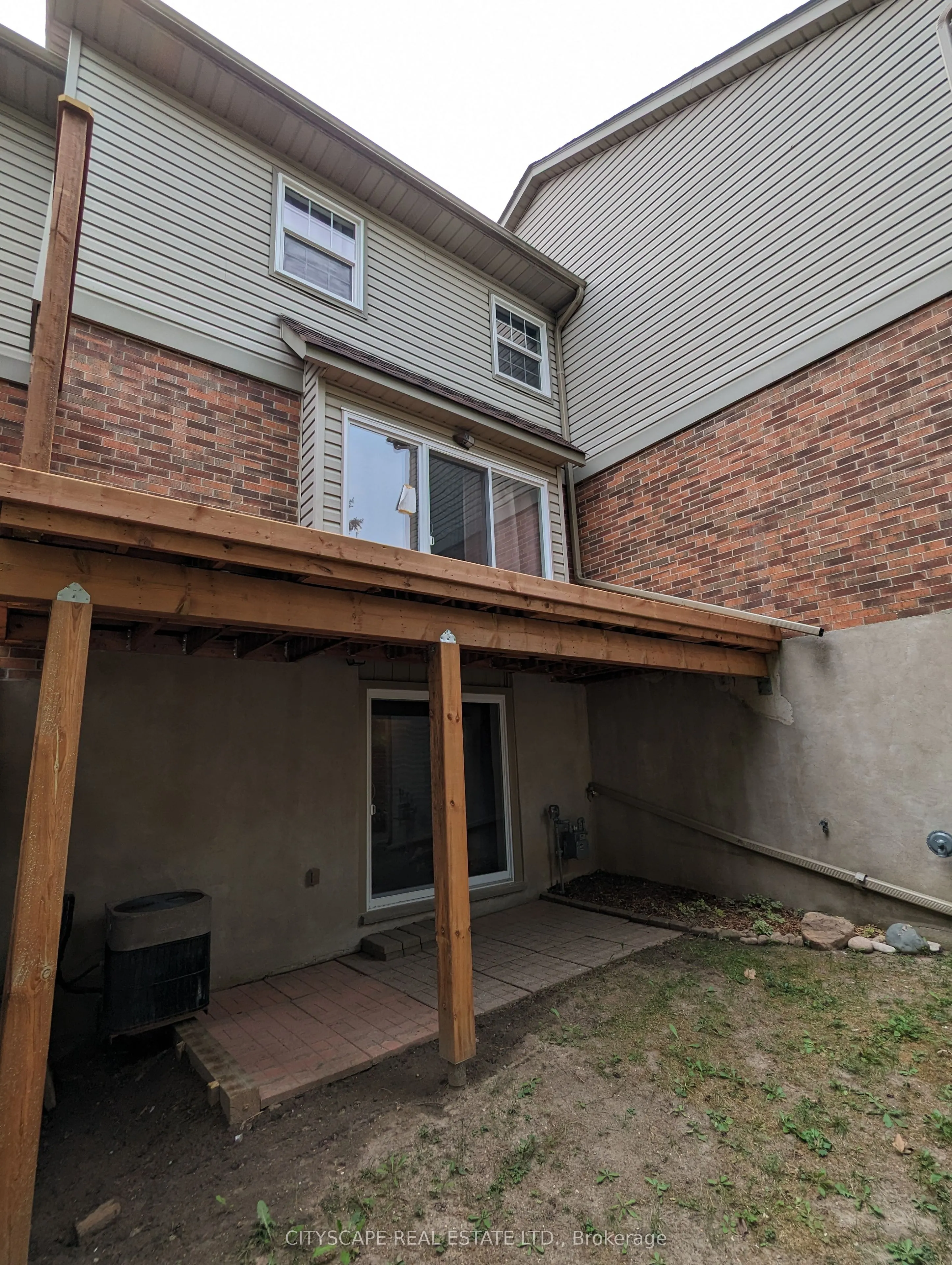250 Keats Way, #17