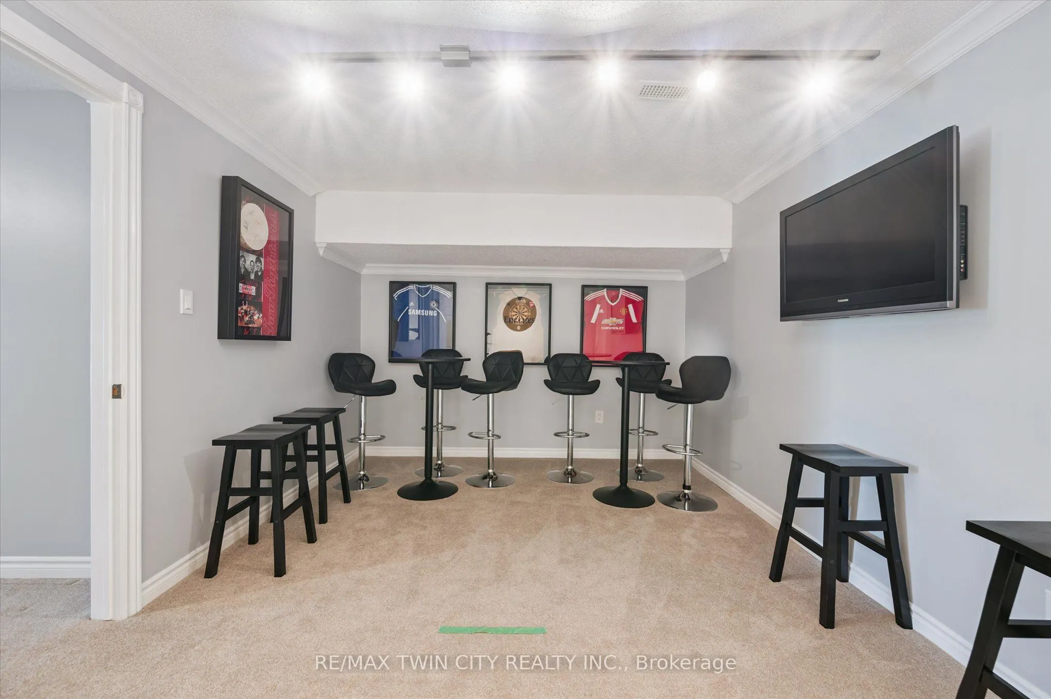 114 Delavan Drive