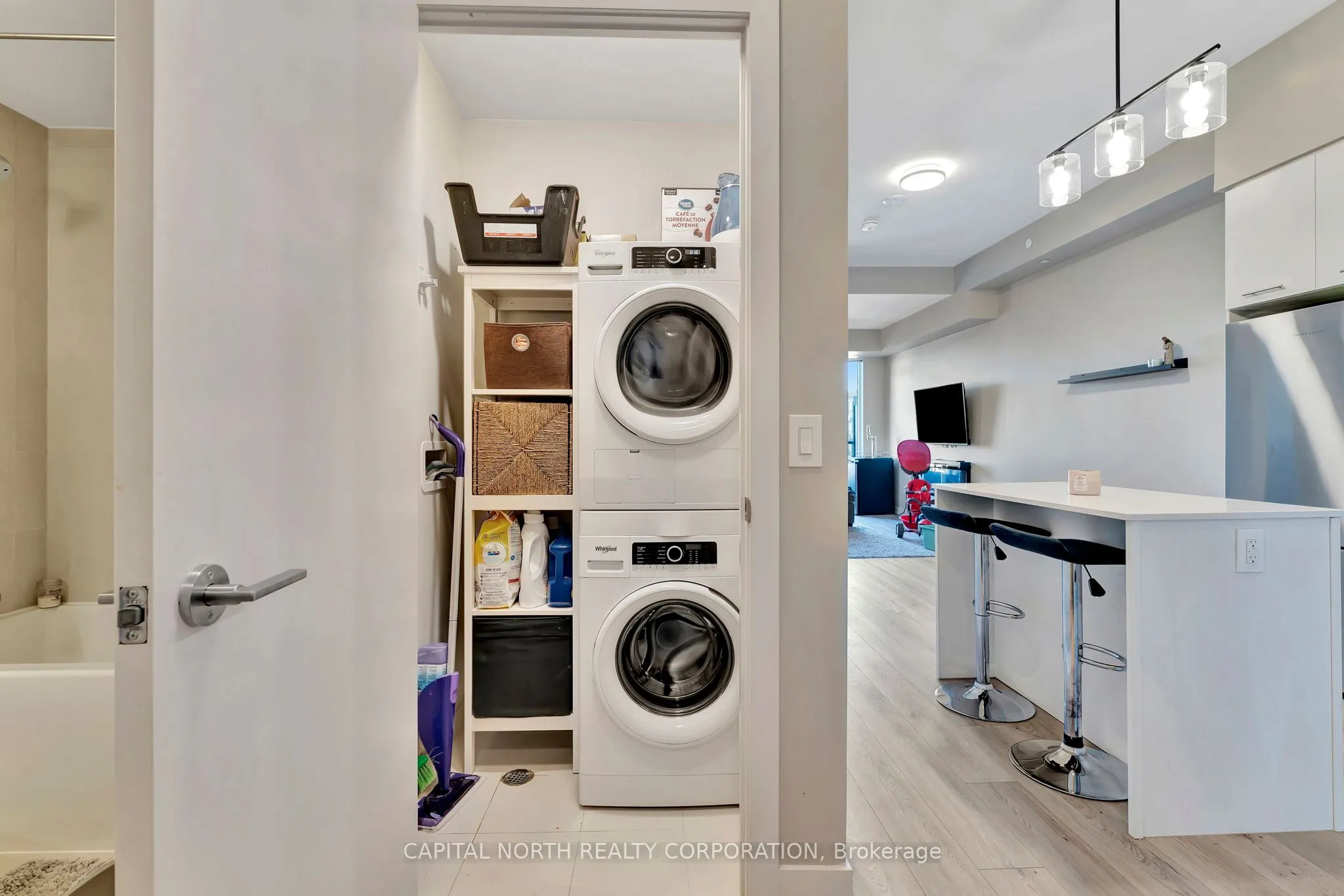 385 Winston Road, #406
