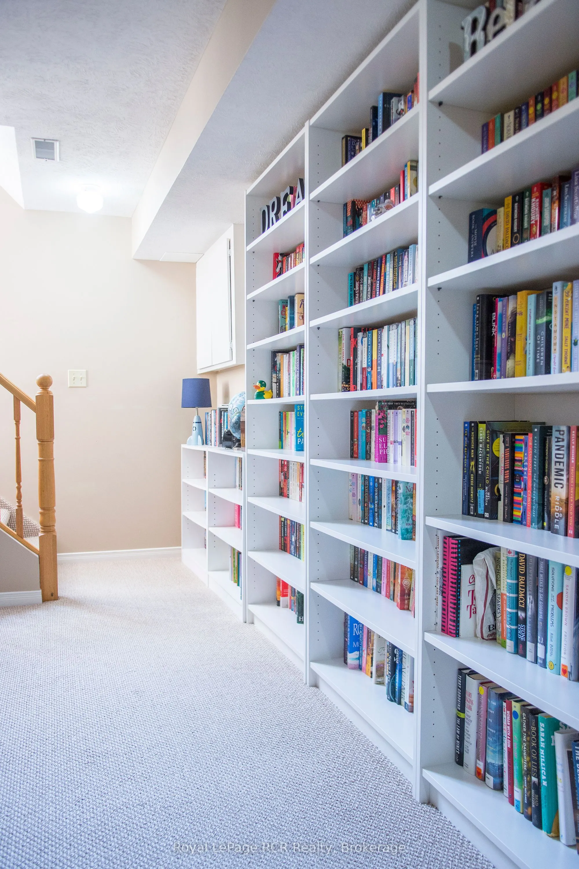 872 9TH A East Avenue