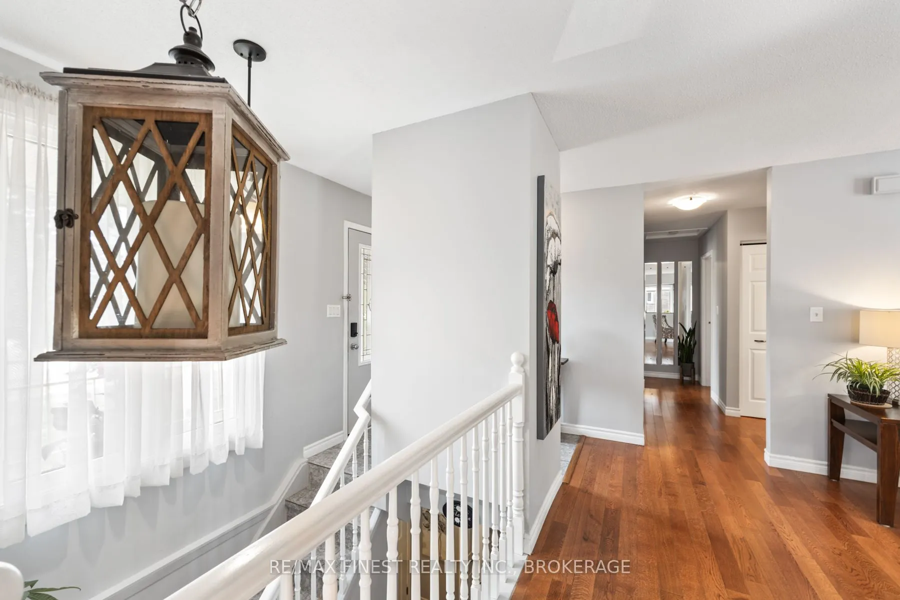 984 Lincoln Drive