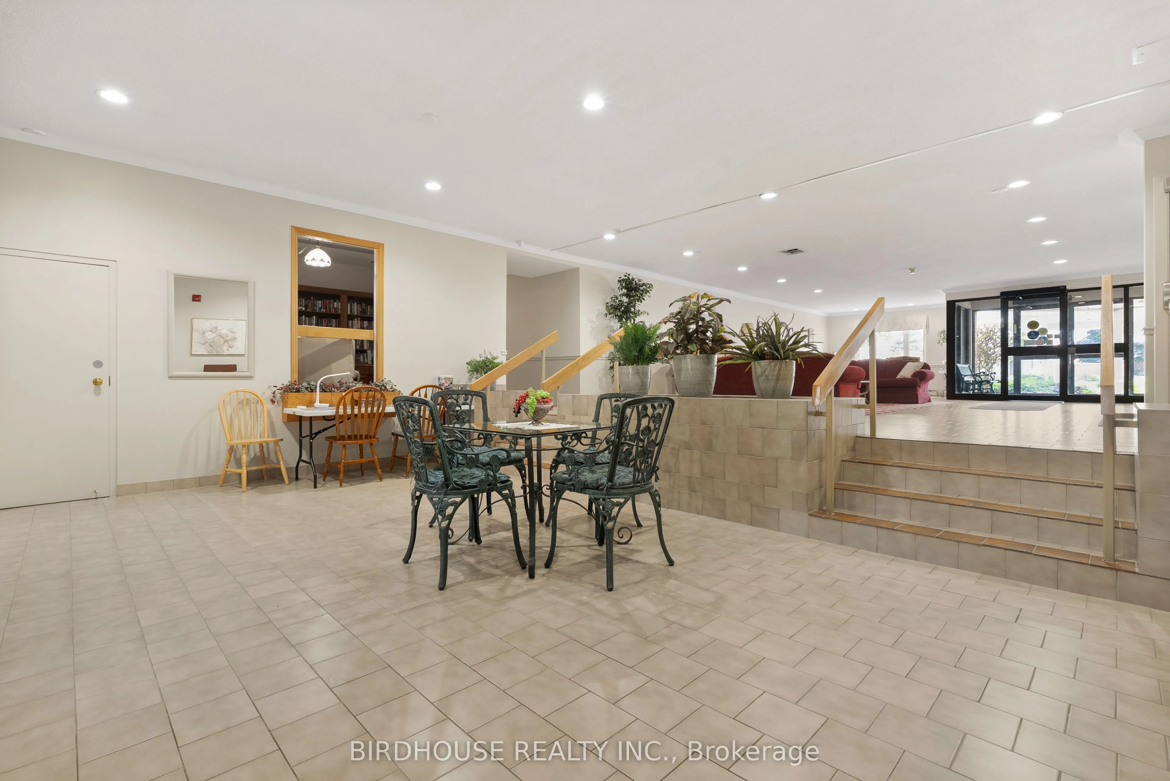 1 Heritage Way, #109