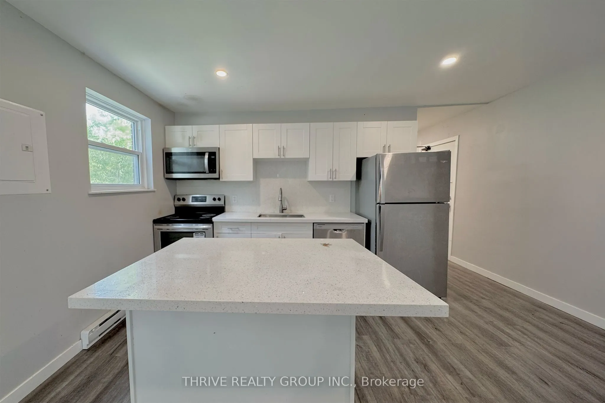 100 King Edward Avenue, #10