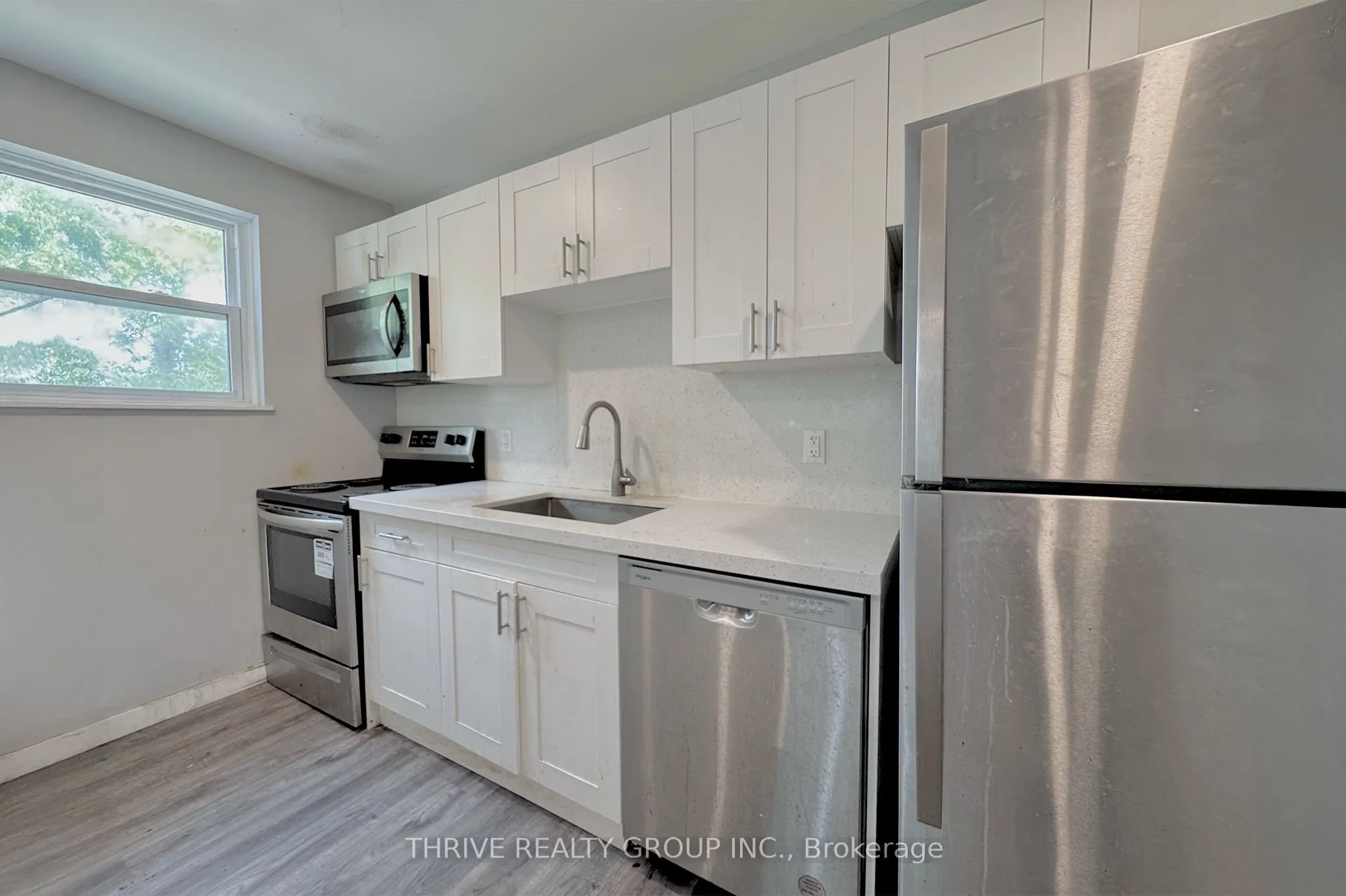 100 King Edward Avenue, #10