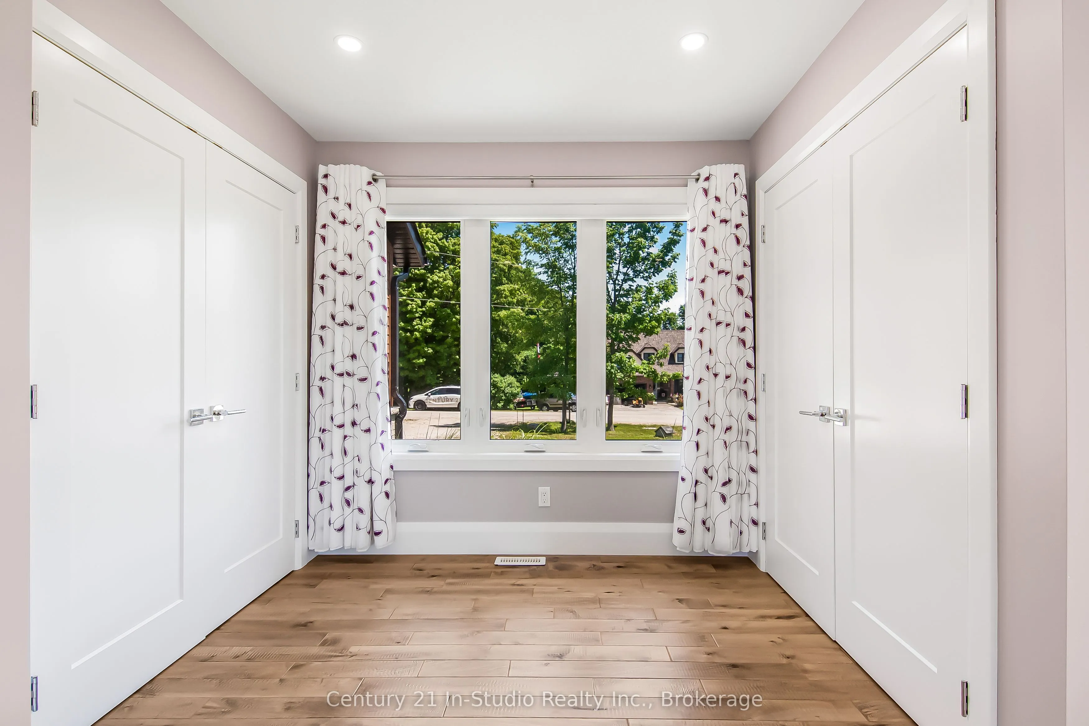 67 Everett Road