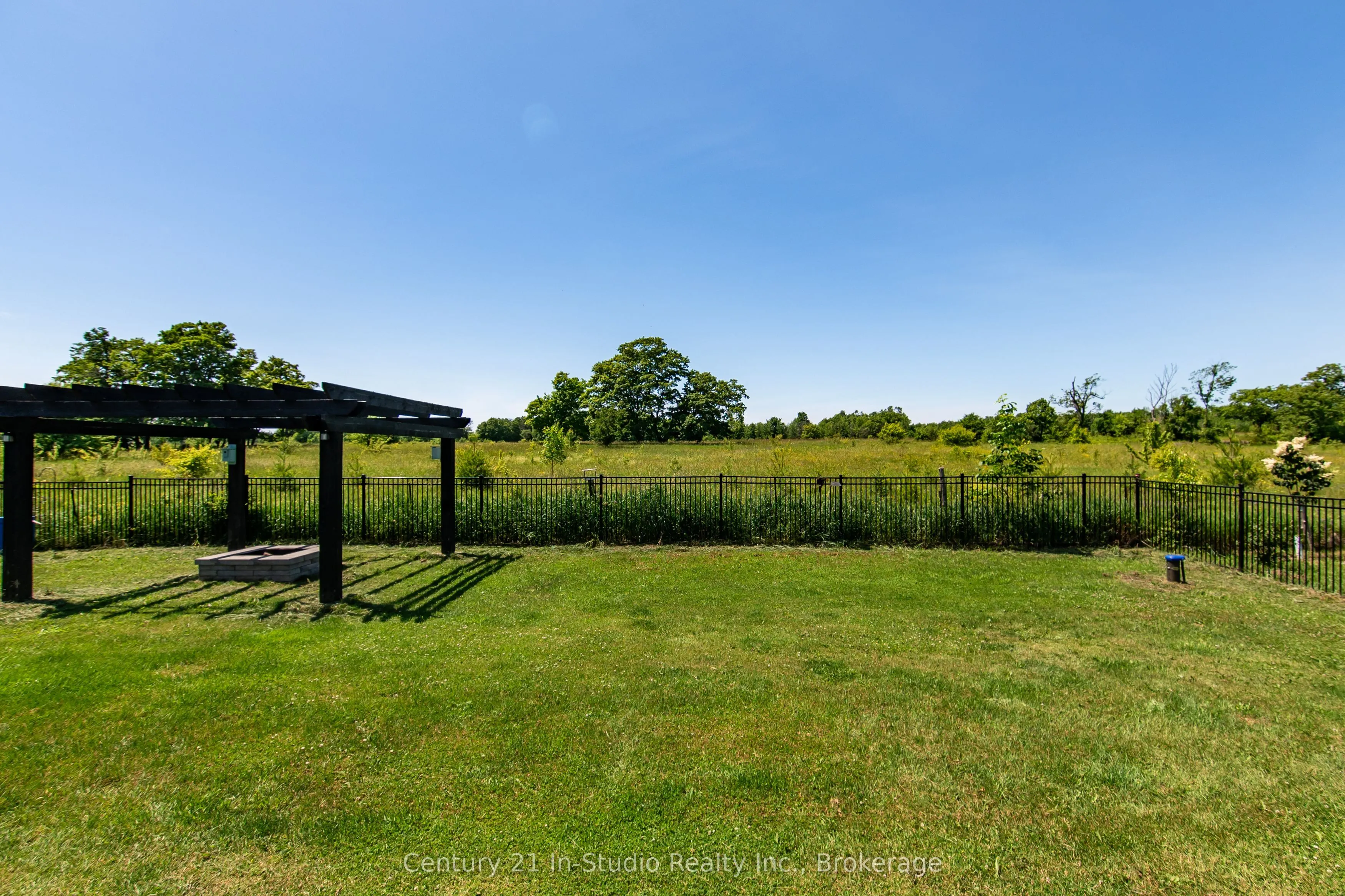 67 Everett Road