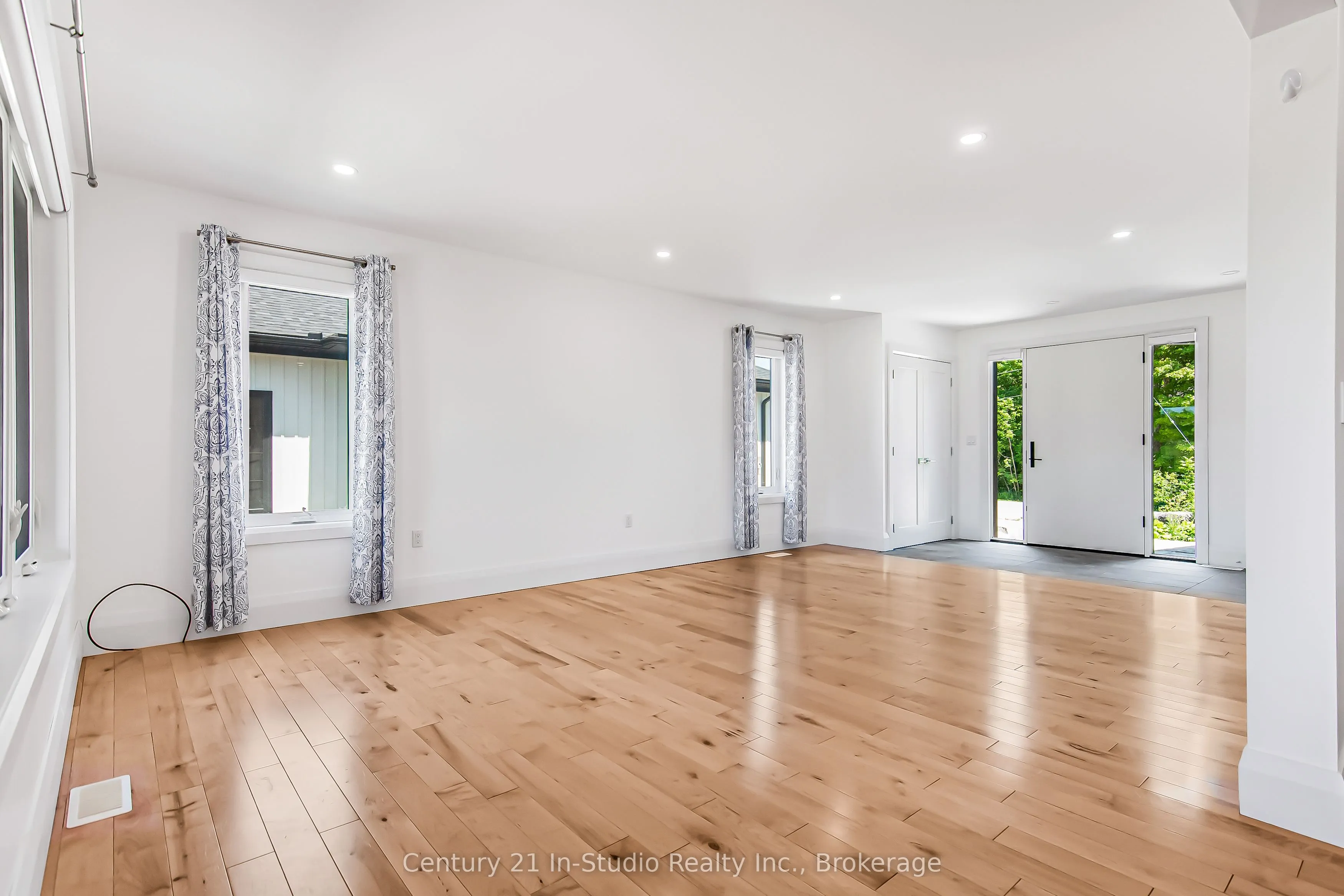 67 Everett Road
