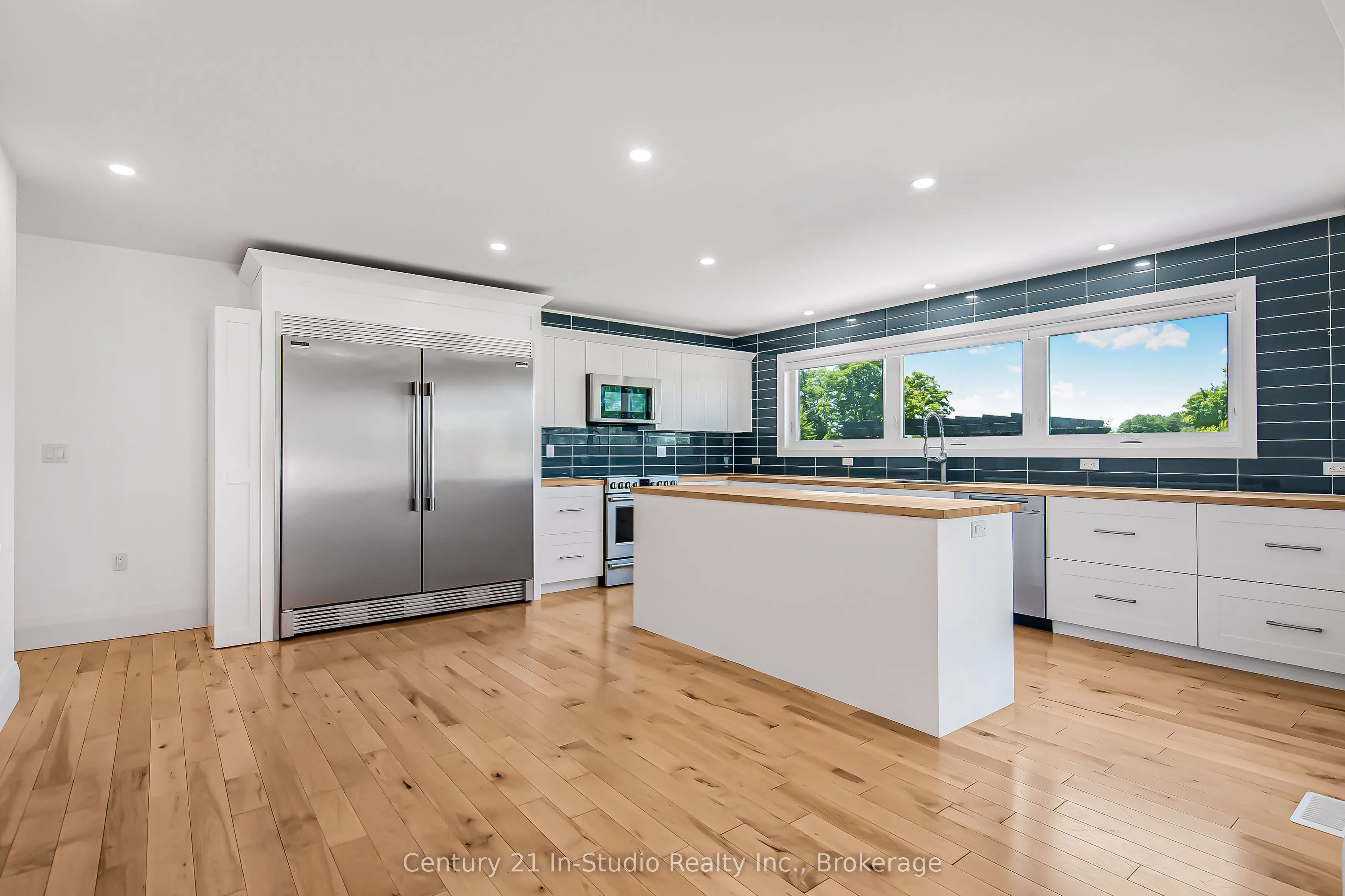 67 Everett Road