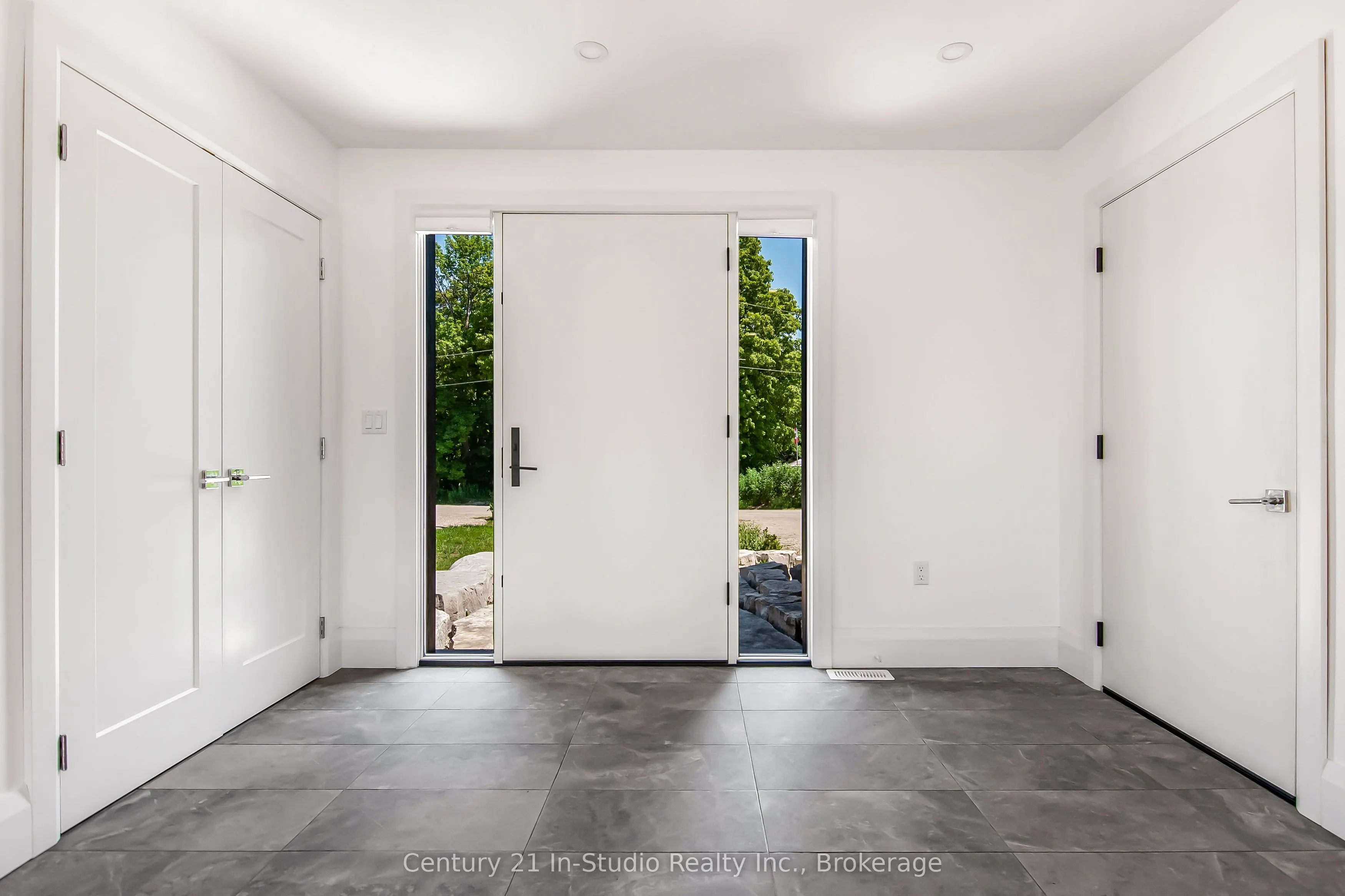 67 Everett Road