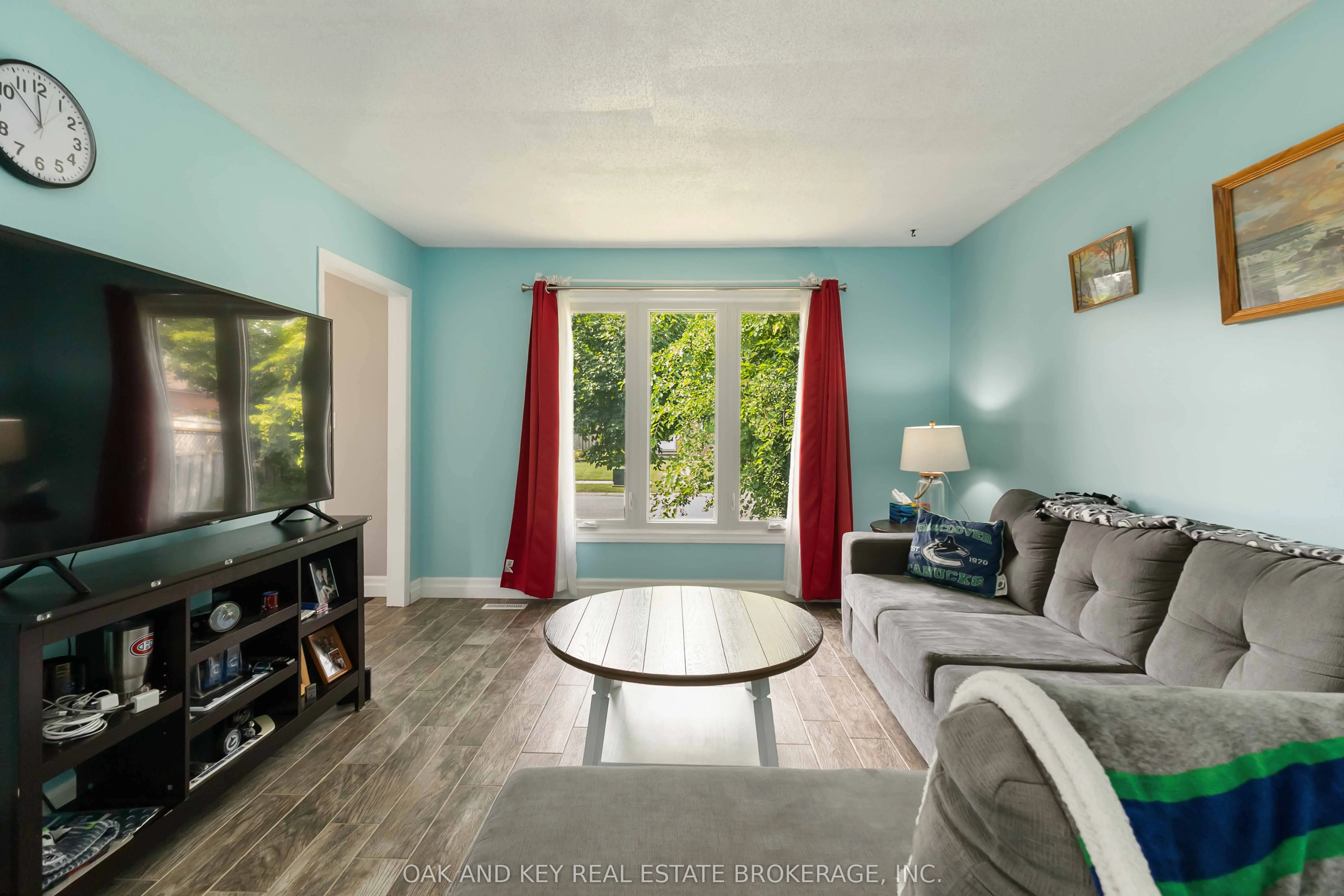 6 WEYMOUTH Drive