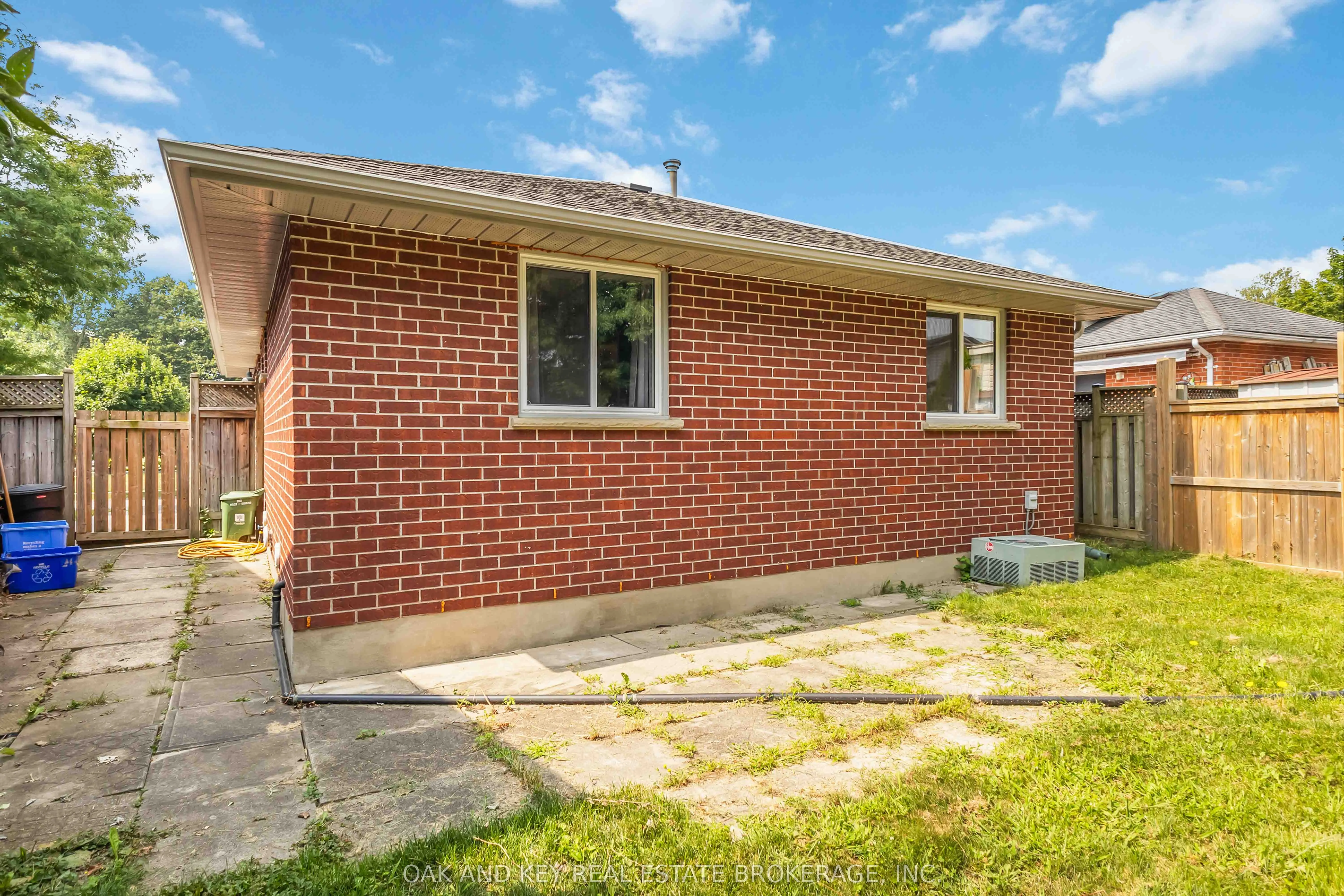 6 WEYMOUTH Drive