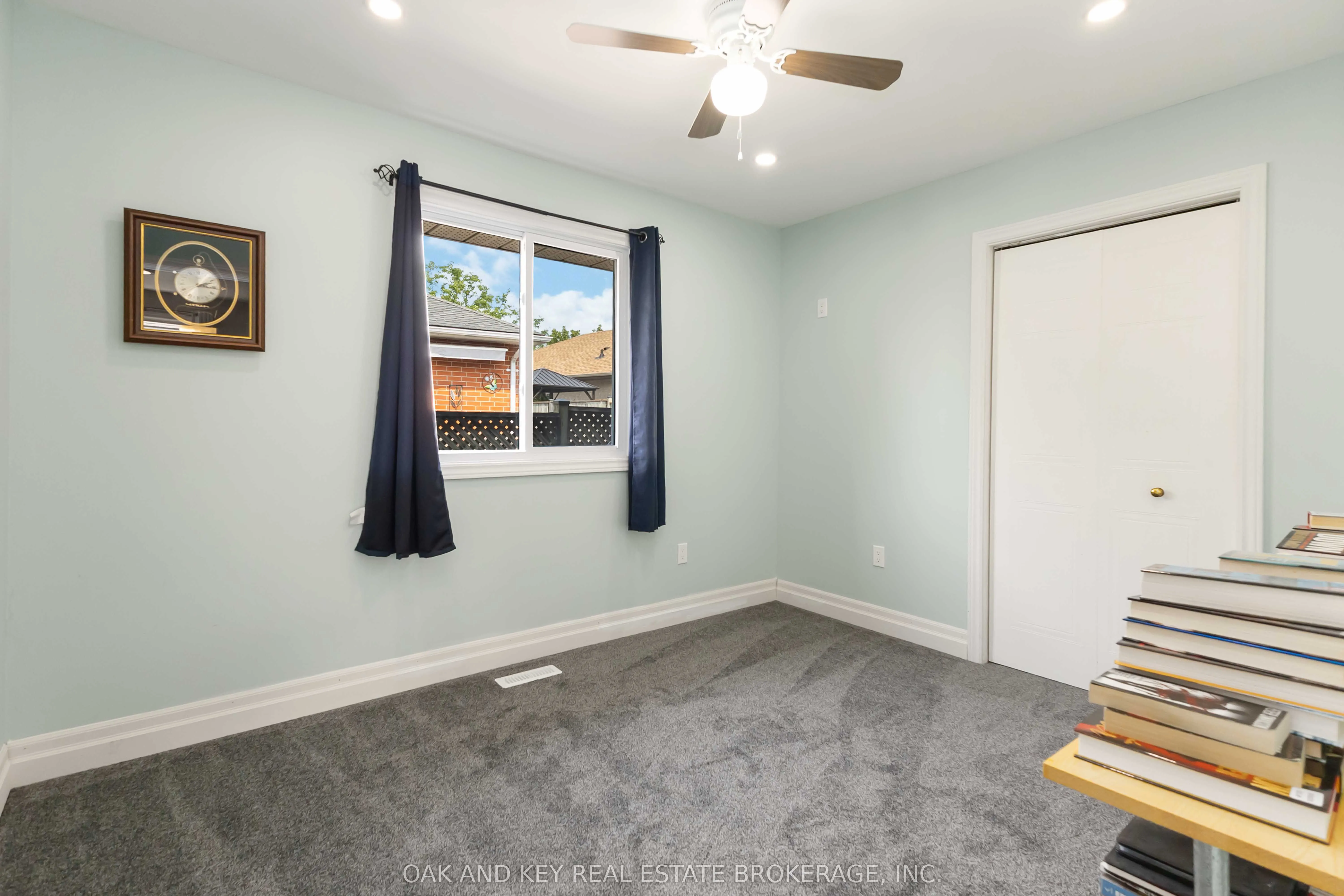 6 WEYMOUTH Drive
