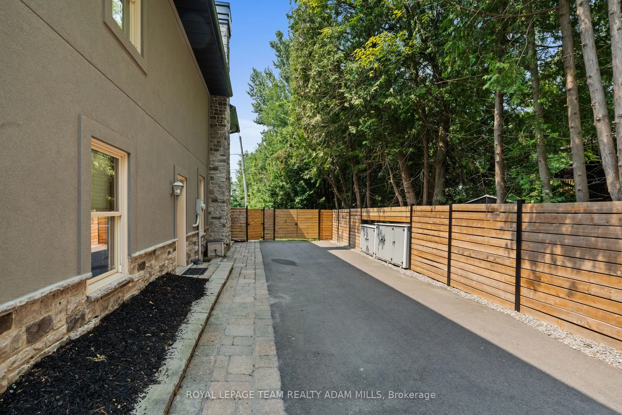 2330 Summerside Drive