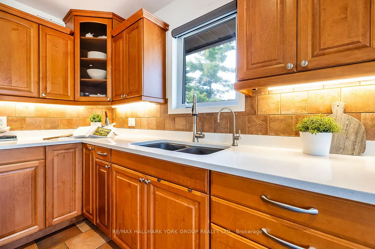 2523 Asphodel 12th Line