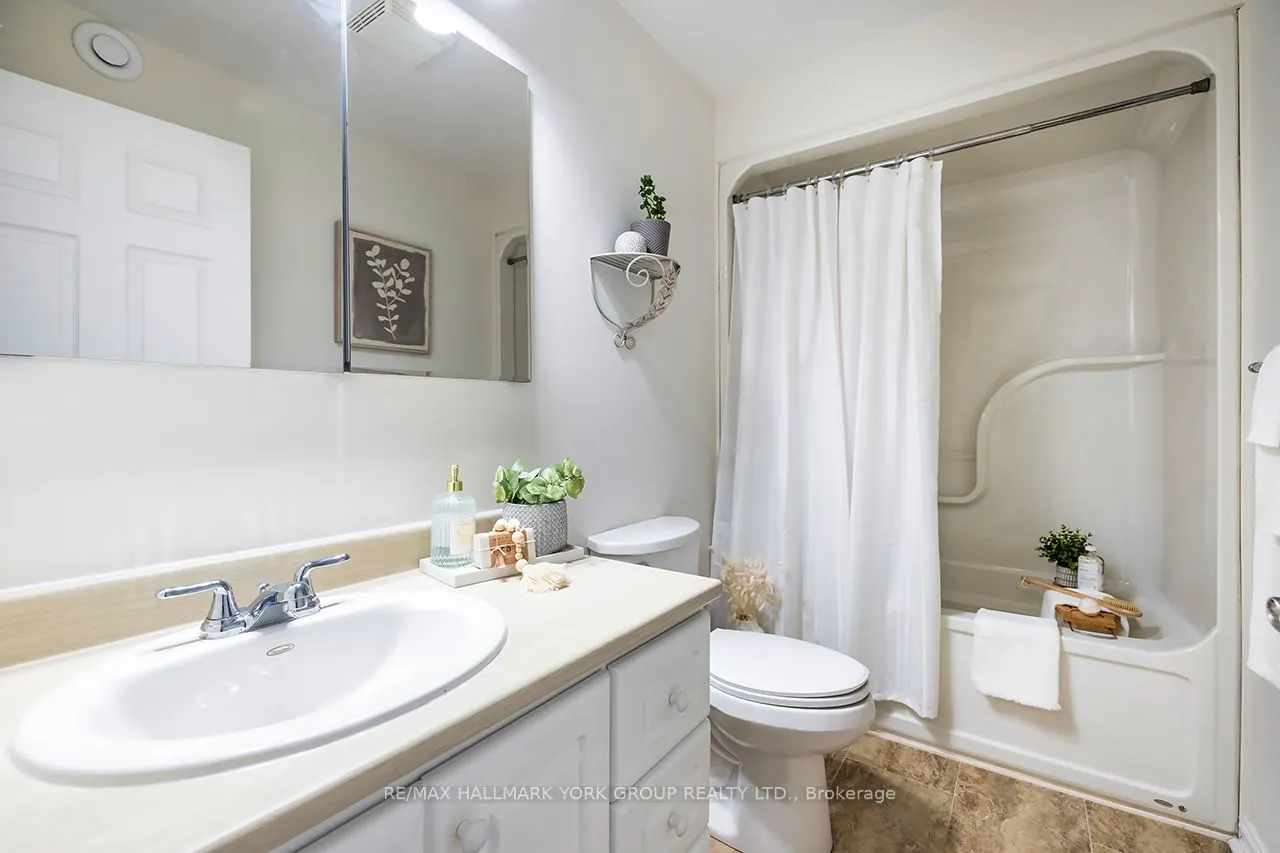 2523 Asphodel 12th Line