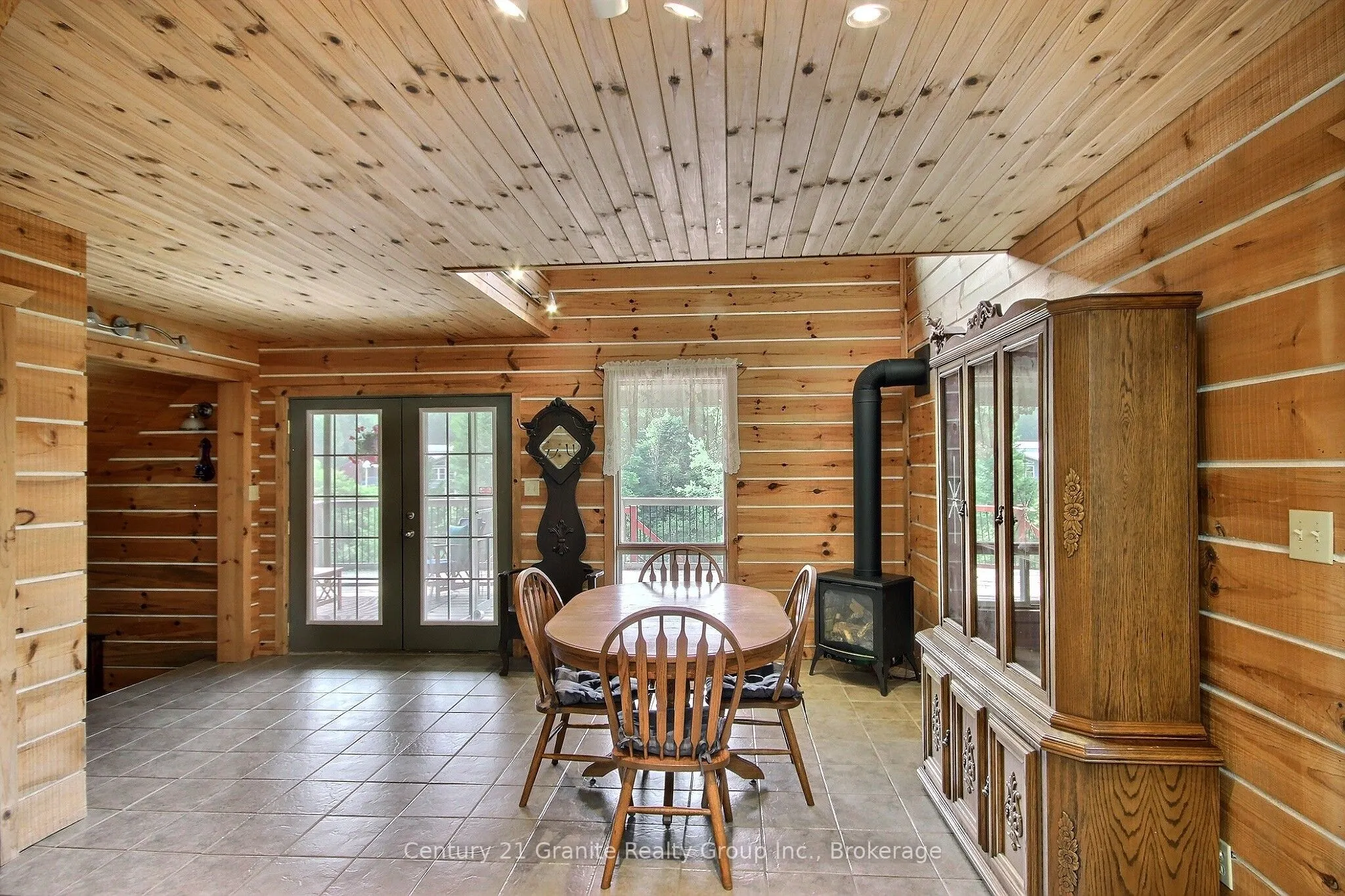 1082 Green Lake Road