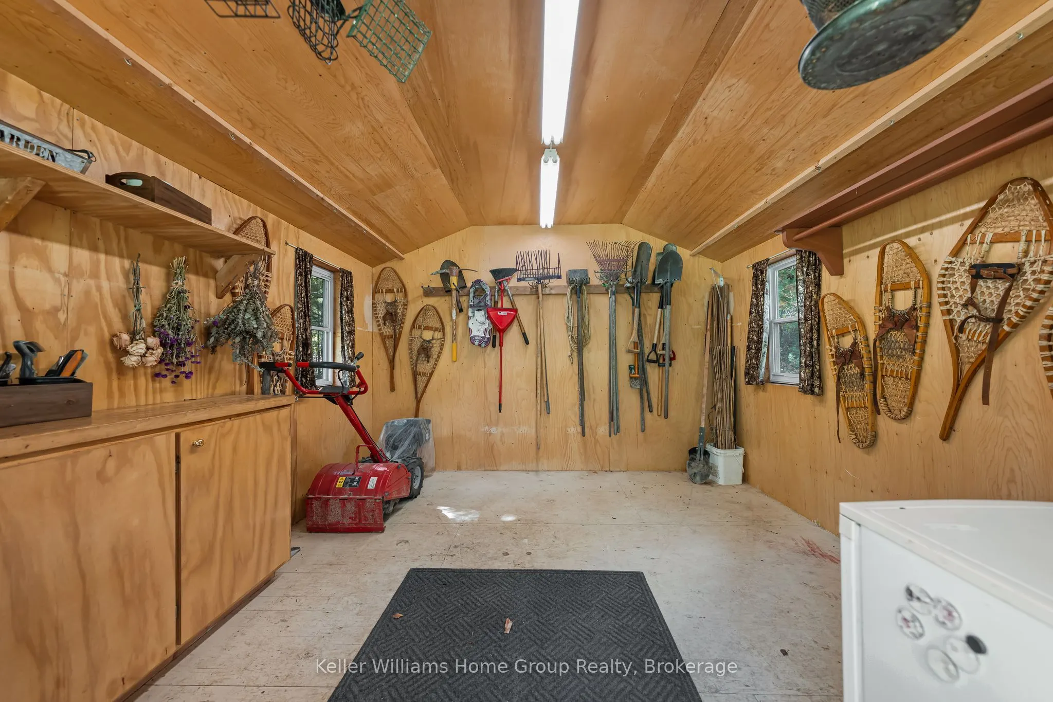 668147 20th Side Road