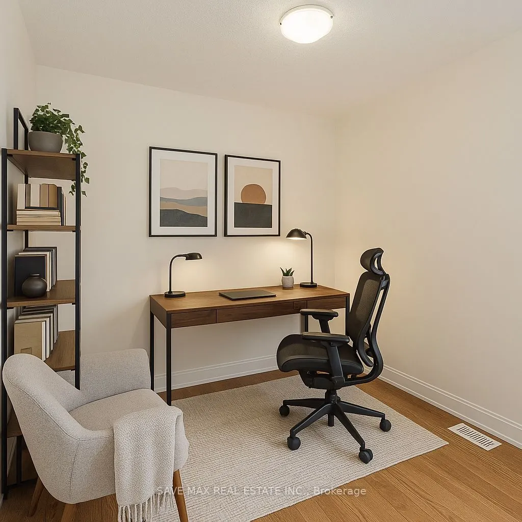 25 Stanley Leitch Drive N