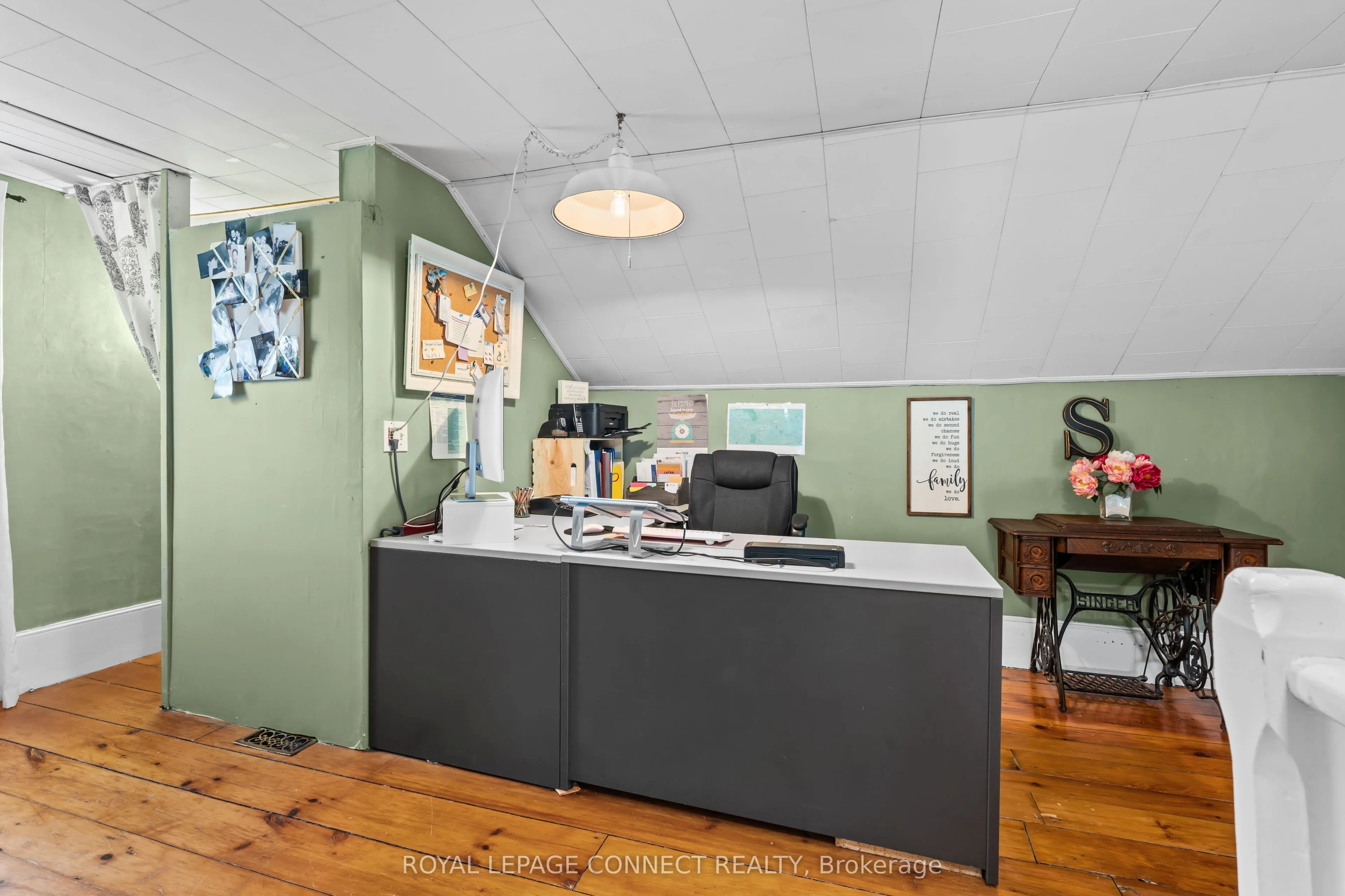 373 Deshane Road