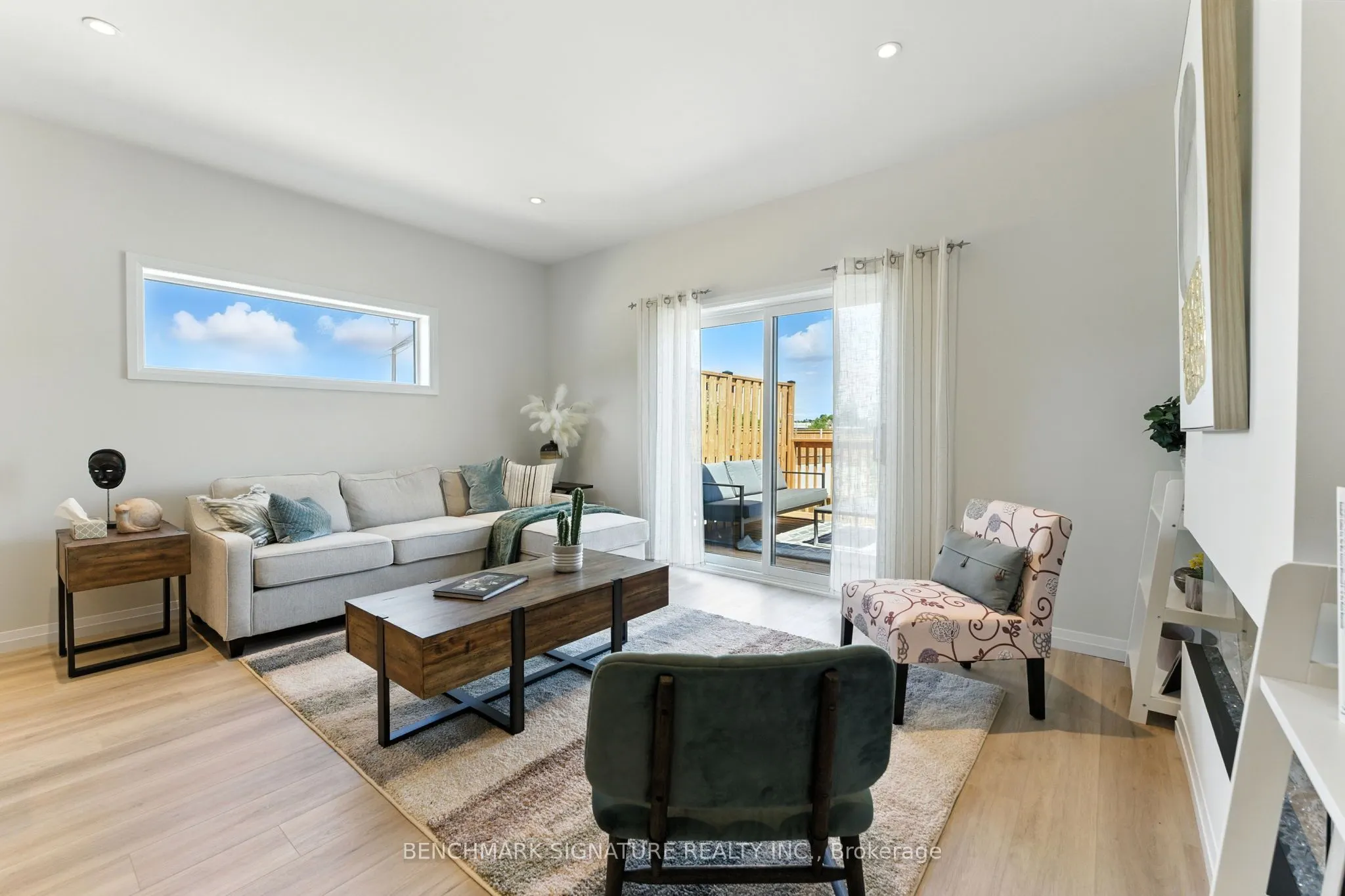 2 Painted Skimmer Place